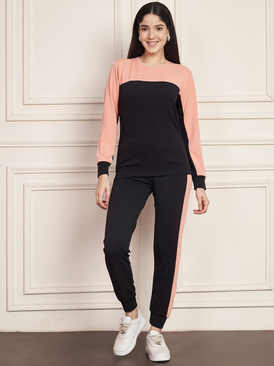 DTR FASHION Color-Block T-Shirt With Joggers Co-Ords