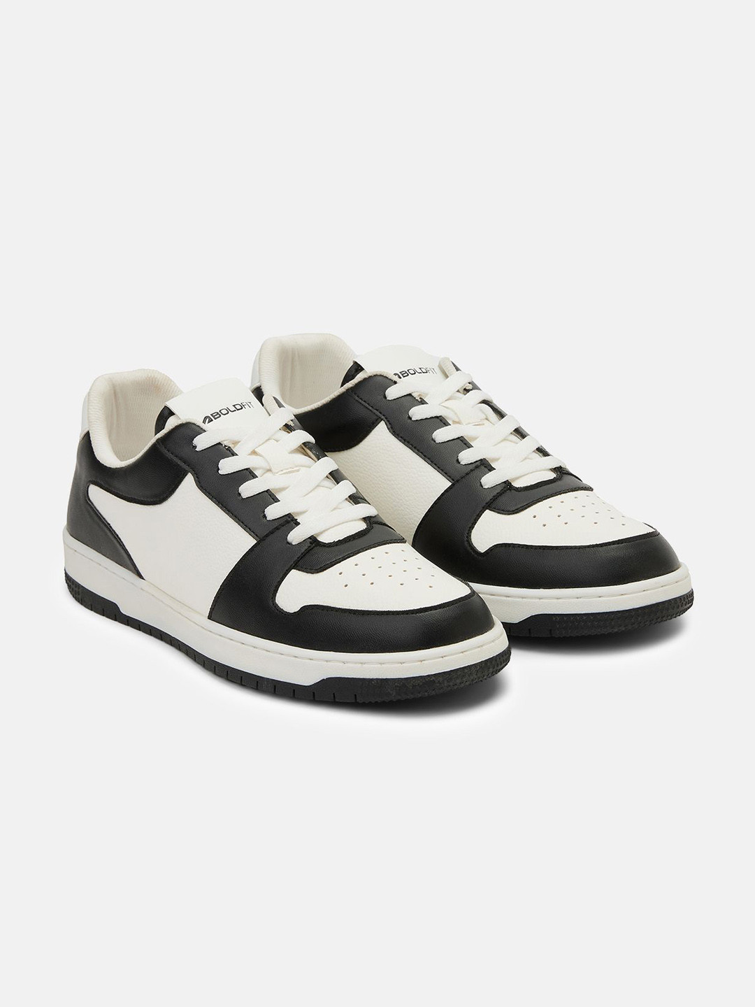 BOLDFIT Men Colourblocked Sneakers