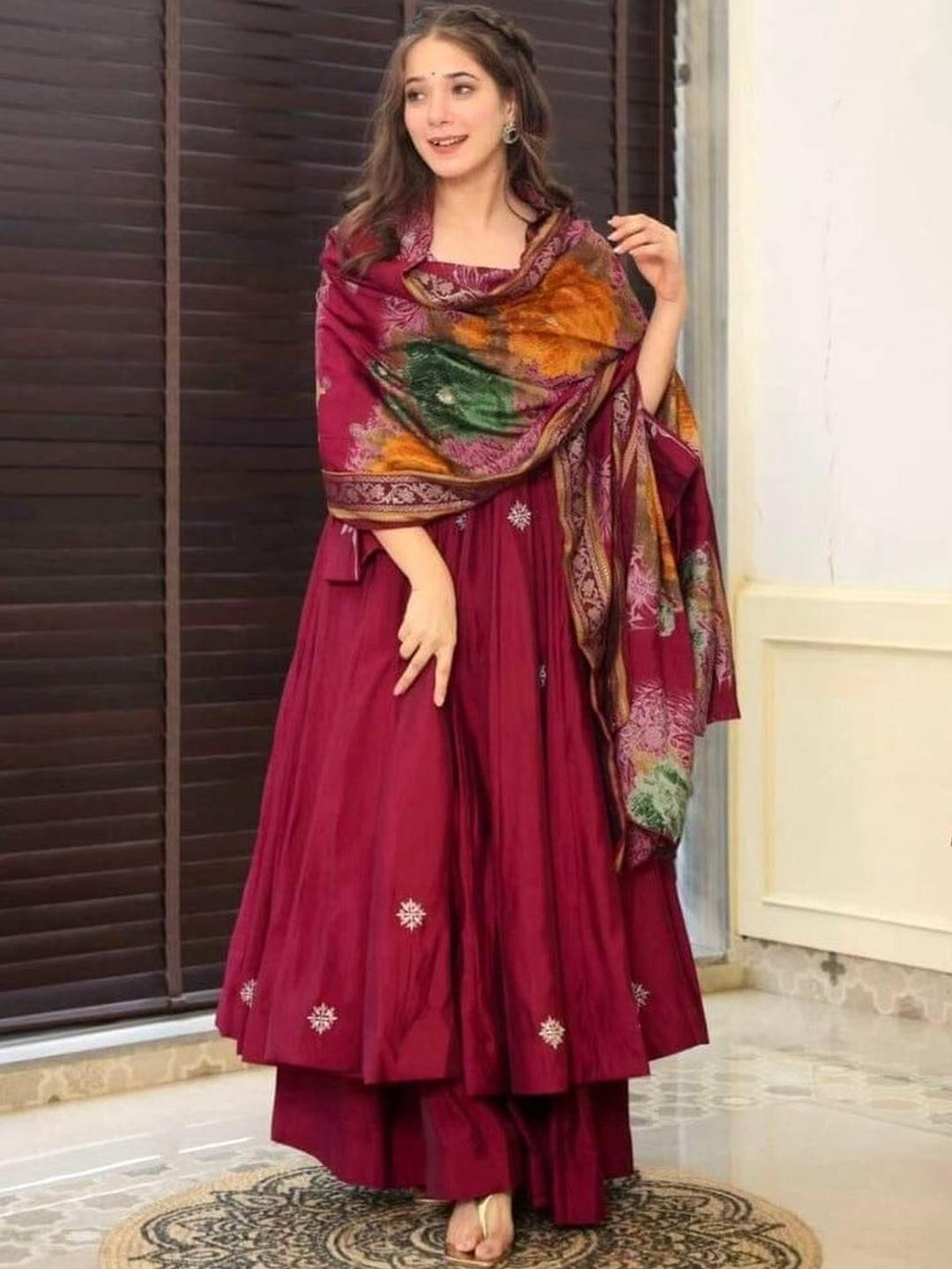 ZIRVI Women Embroidered Anarkali Kurta Set