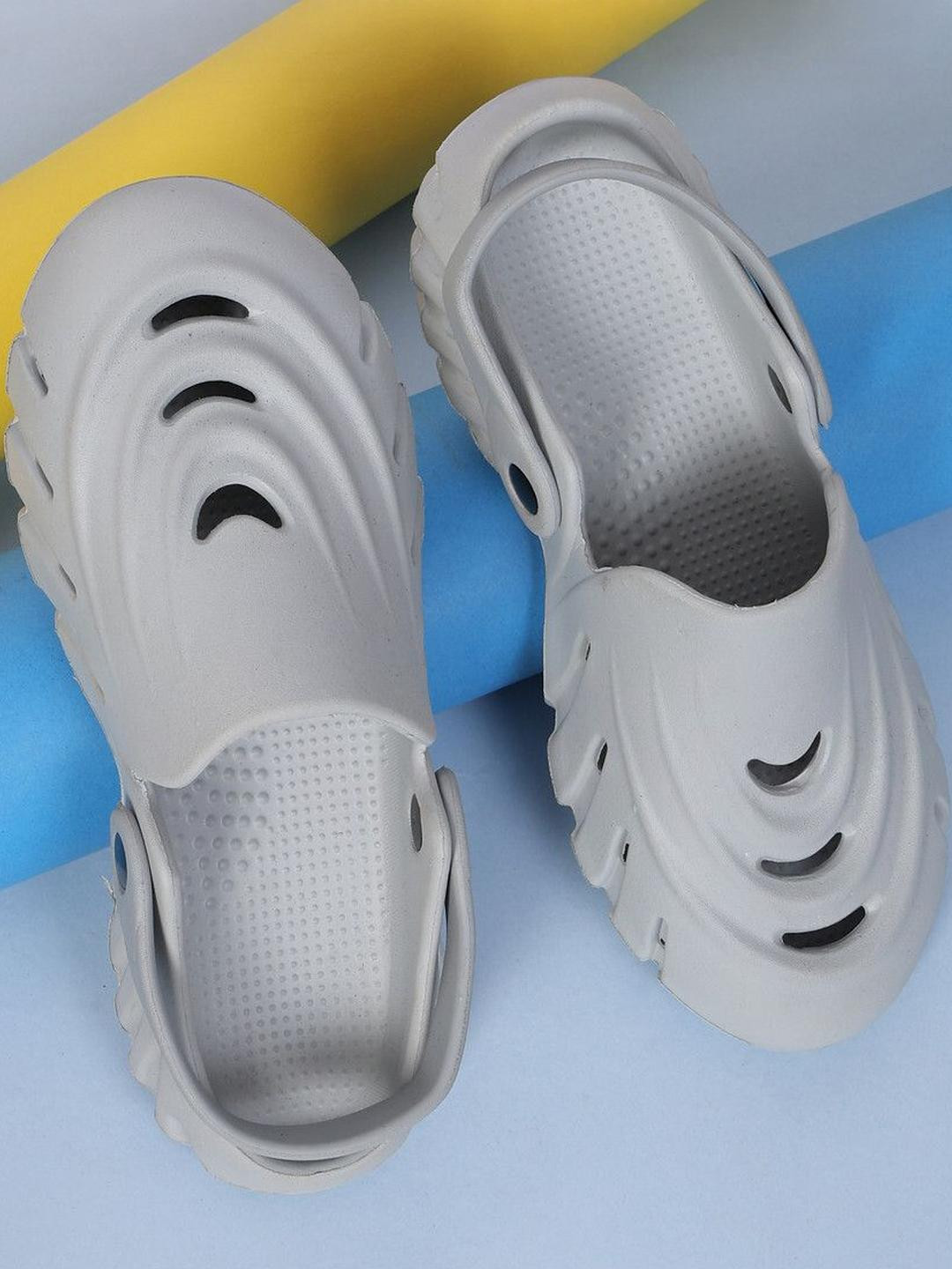 Style Height Men Slip-On Sandals