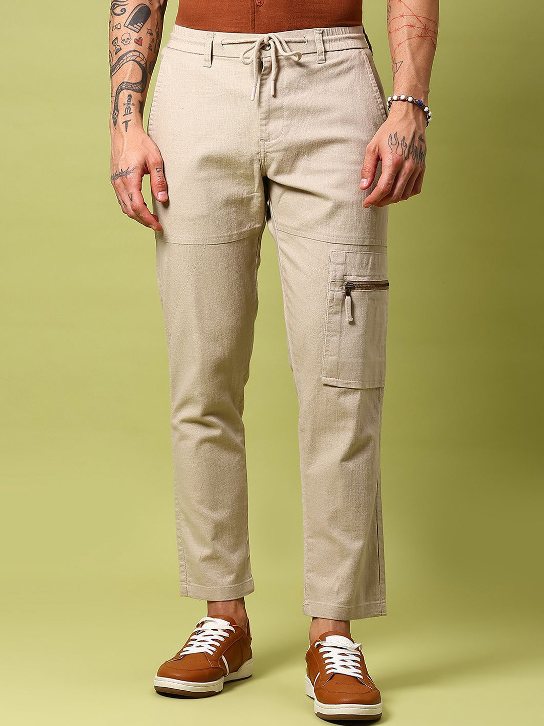 V-Mart Men Cotton Cargo Styles Mid-Rise Regular Fit Trousers