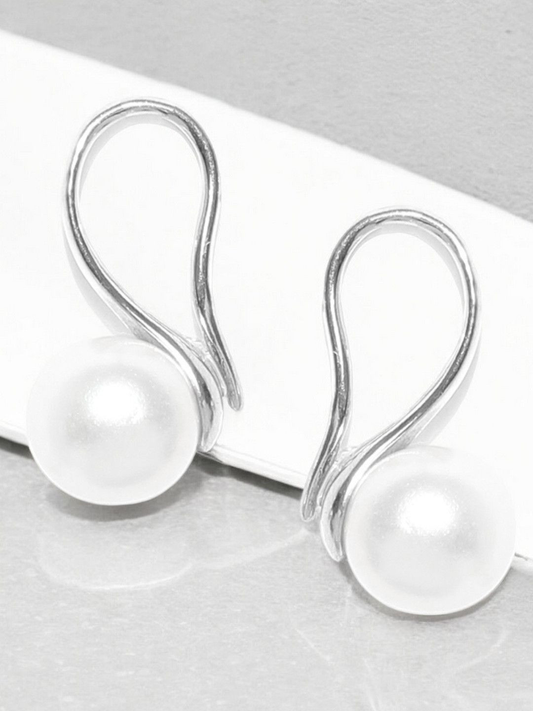 DressBerry Silver-Plated White Pearls Minimal Contemporary Drop Earrings