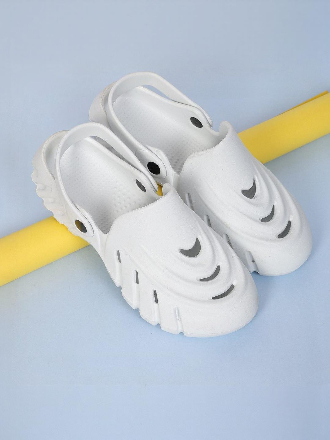 Style Height Men Slip-On Sandals