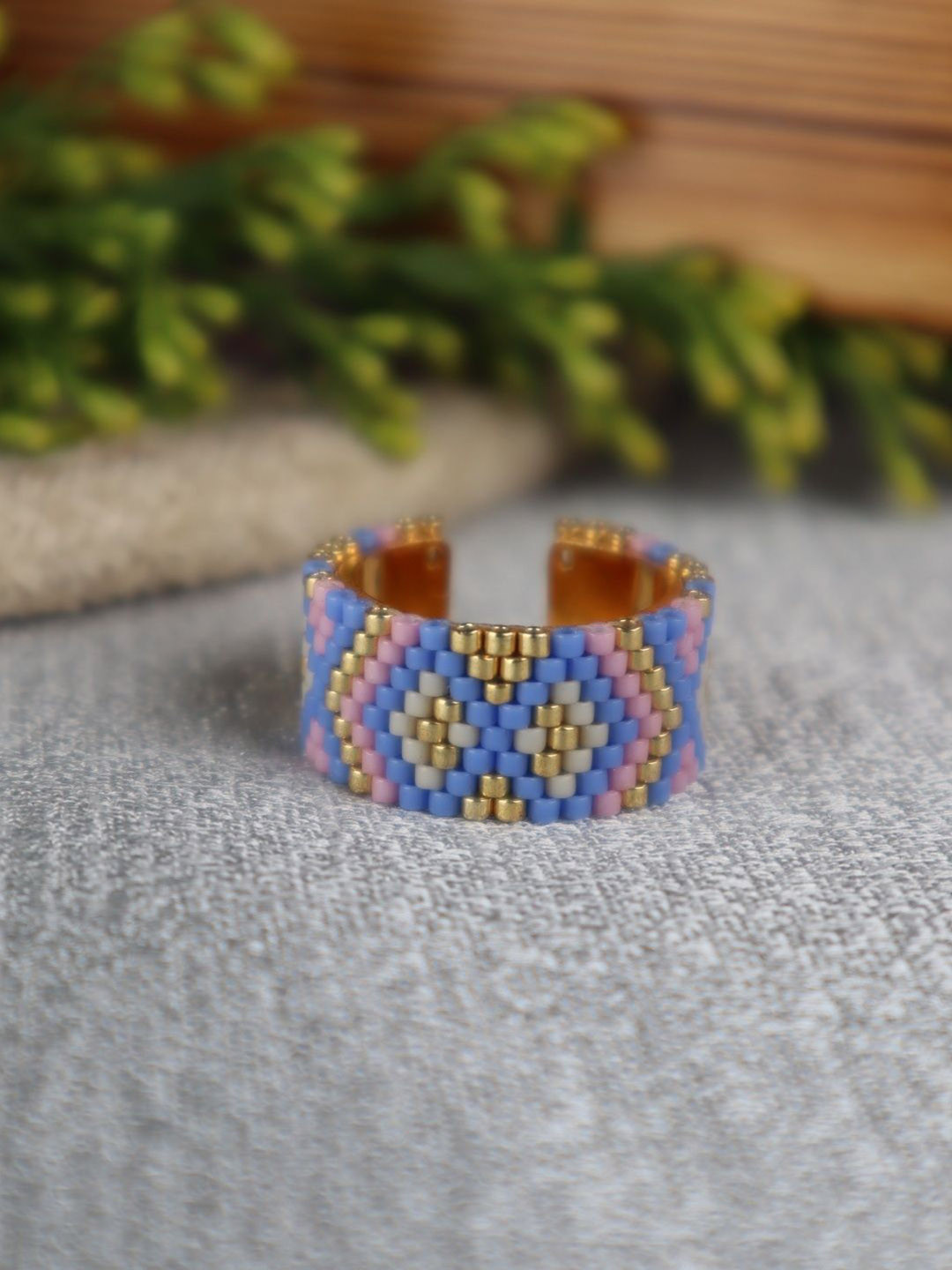 Threads & Beads Gold-Plated Elsa Beaded Adjustable Finger Ring