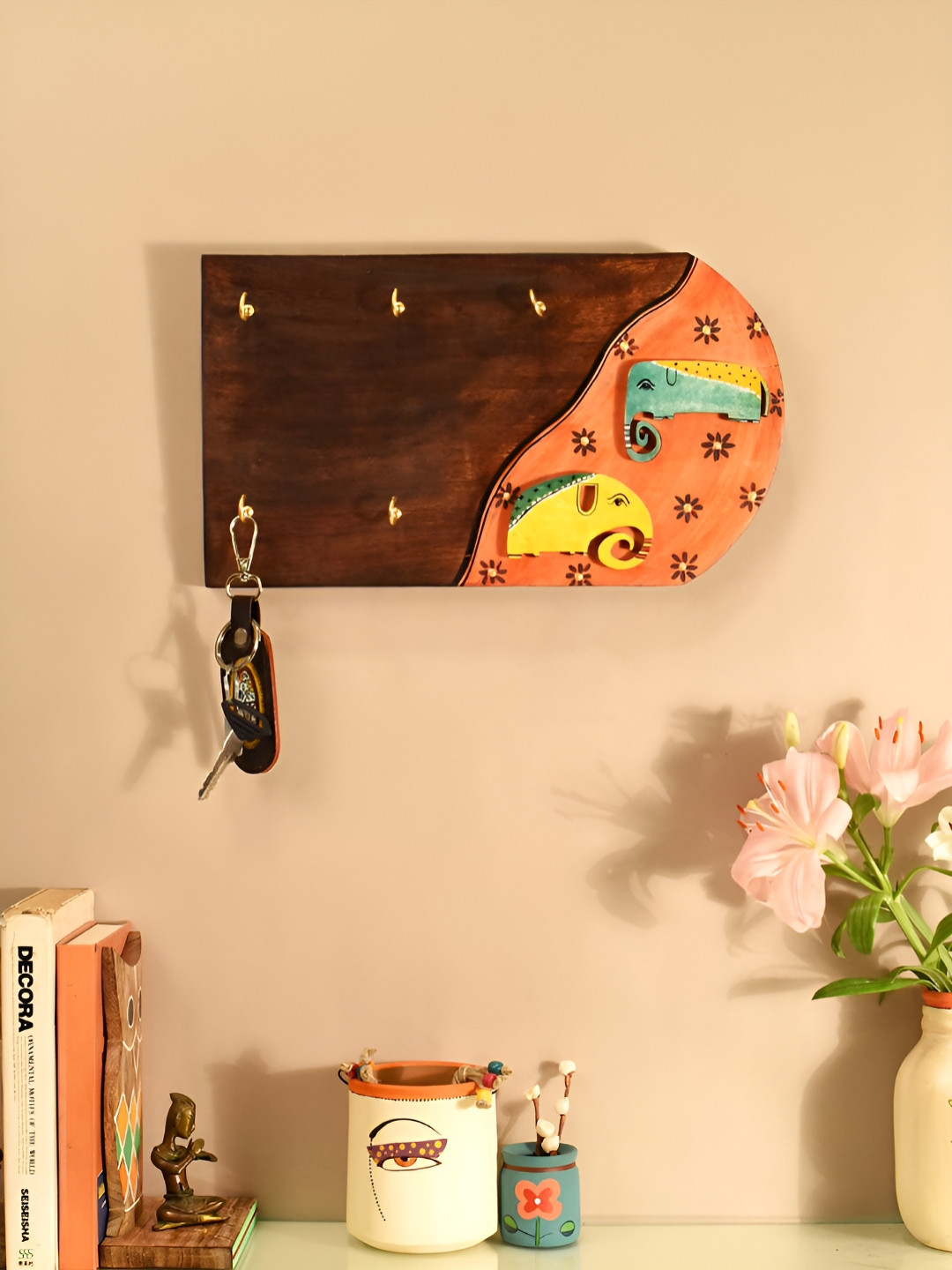 AAKRITI ART CREATIONS Brown & Yellow Hoka-Poka Key Hanger With Elephant Motifs