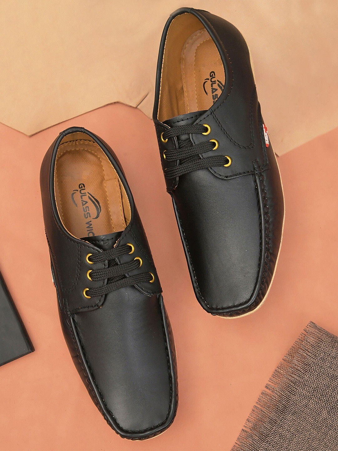 GULASS WICK Men Textured Lace-Ups Derbys