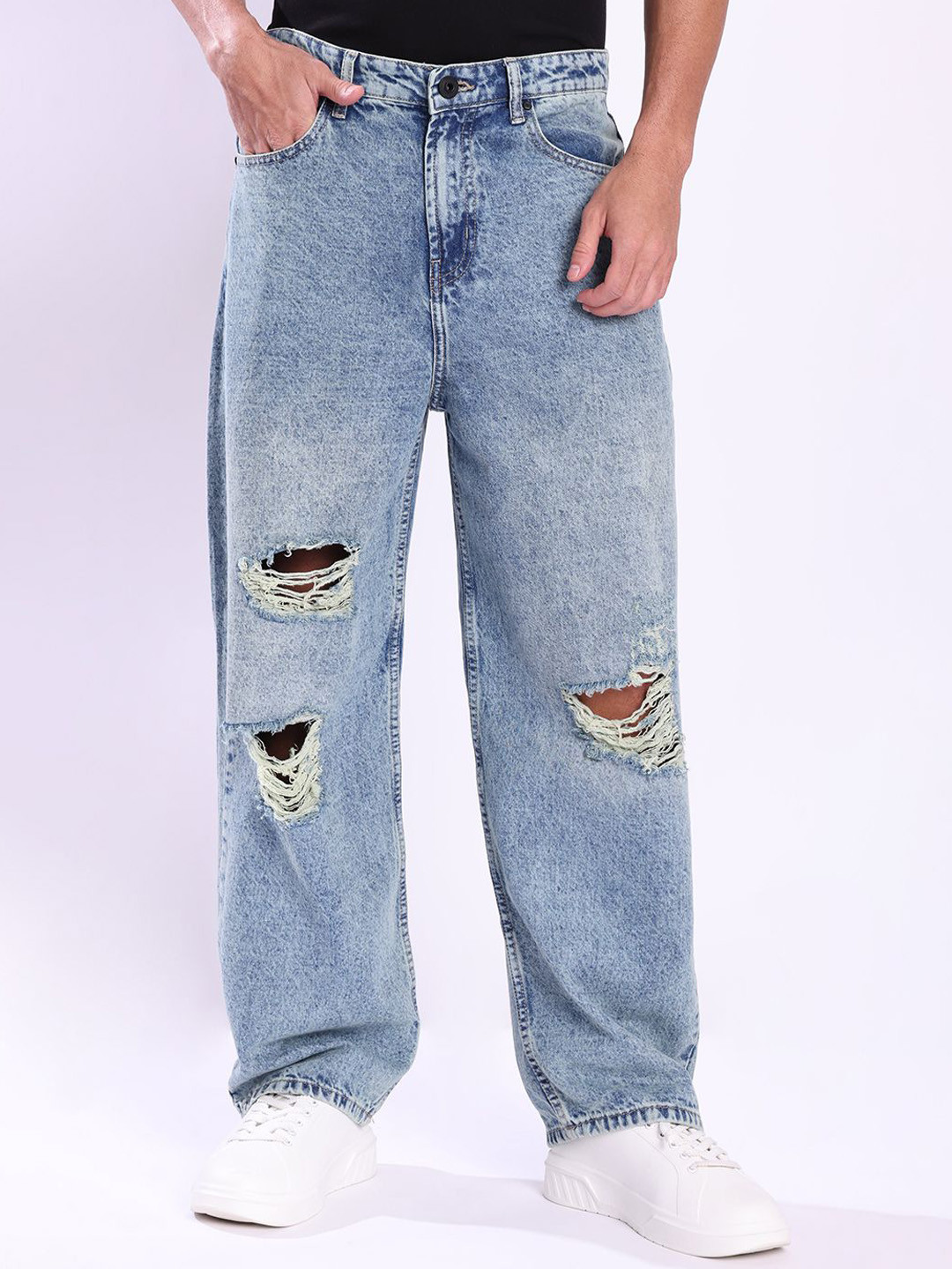 The Roadster Lifestyle Co. Men Pure Cotton Loose Balloon-Fit Knee-Slash Jeans