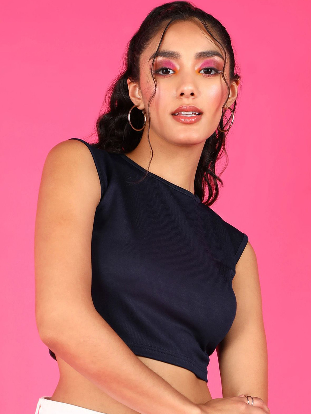 Popwings Solid Round Neck Crop Top