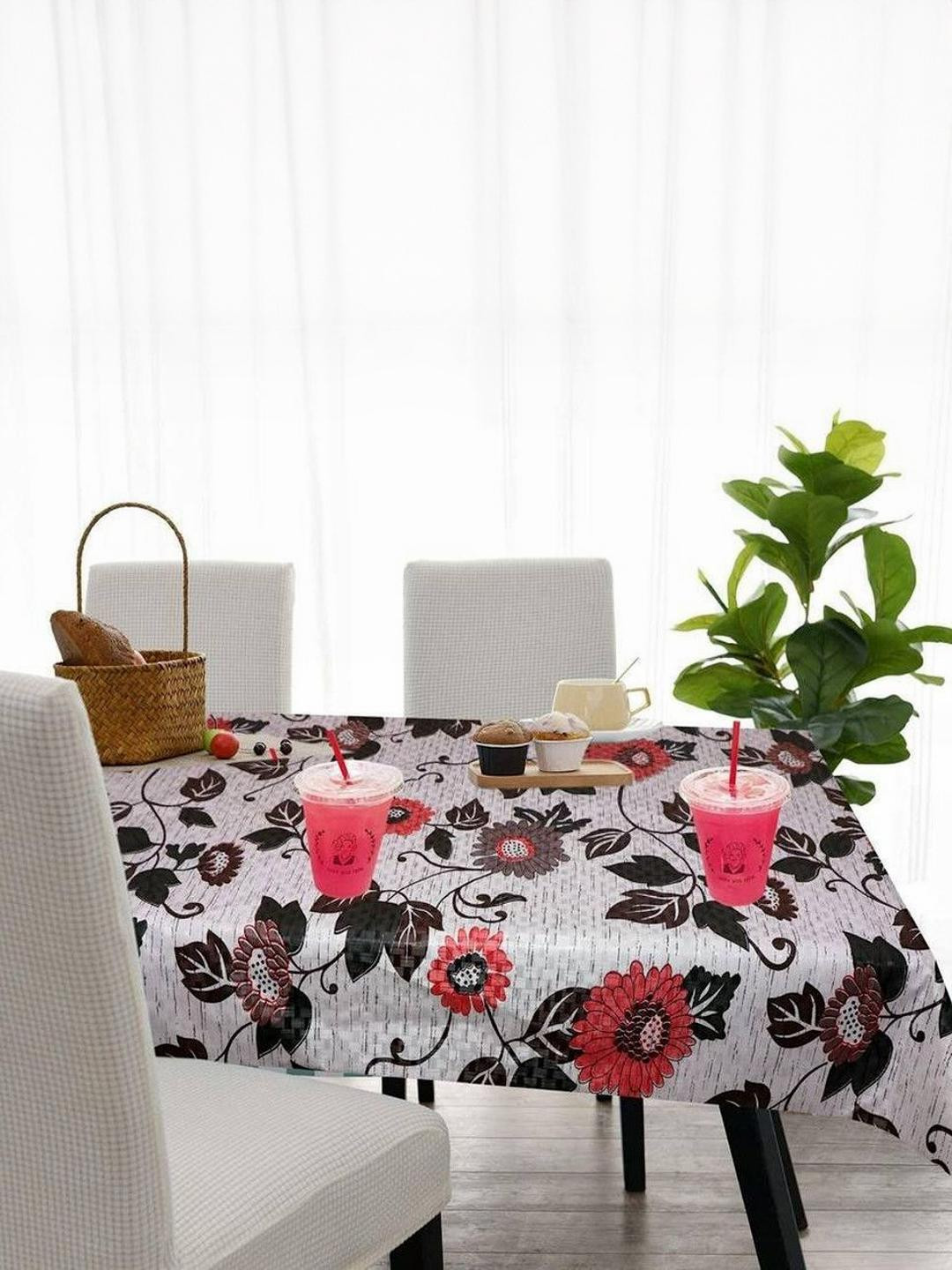 Wings Star White Plastic Table Covers