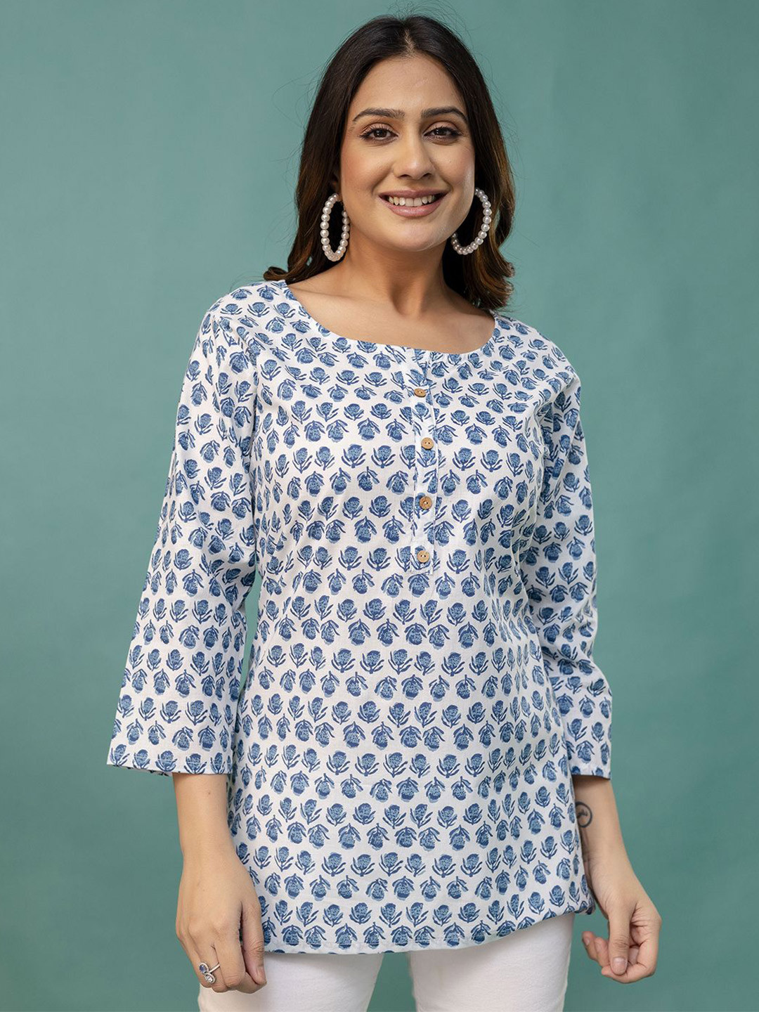 FERANOID Floral Printed Pure Cotton Short Kurtis