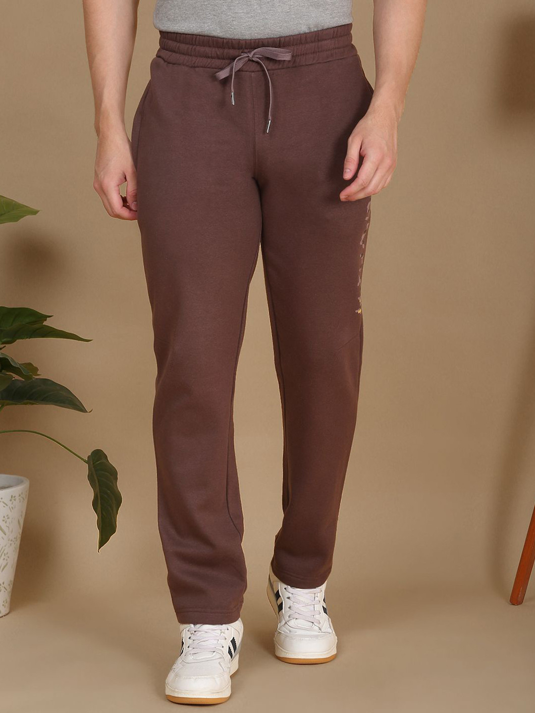 Sweet Dreams Men Graphic Printed Mid-Rise Track Pants