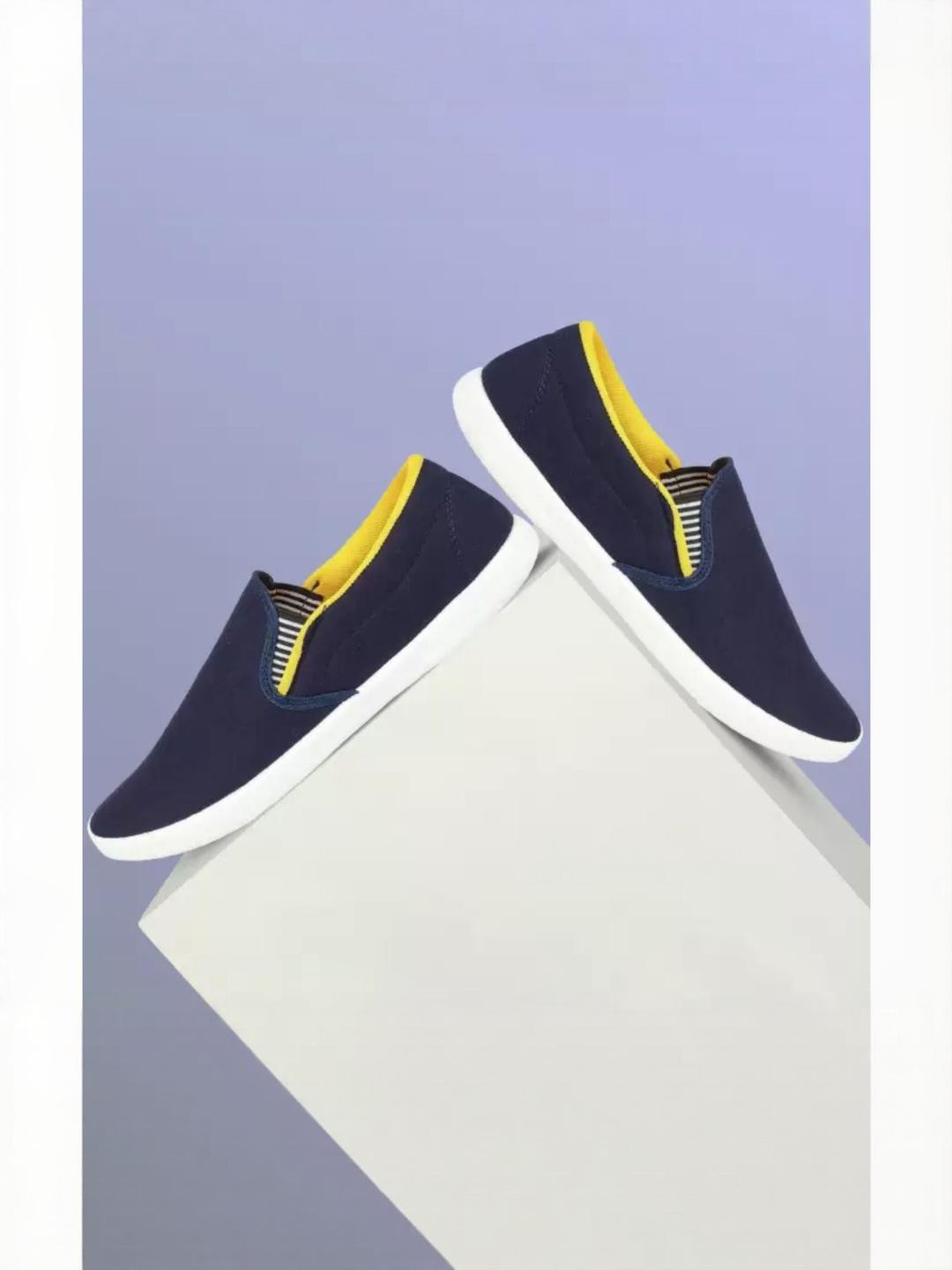 HOTSTYLE Men Yellow Canvas Sports Shoes