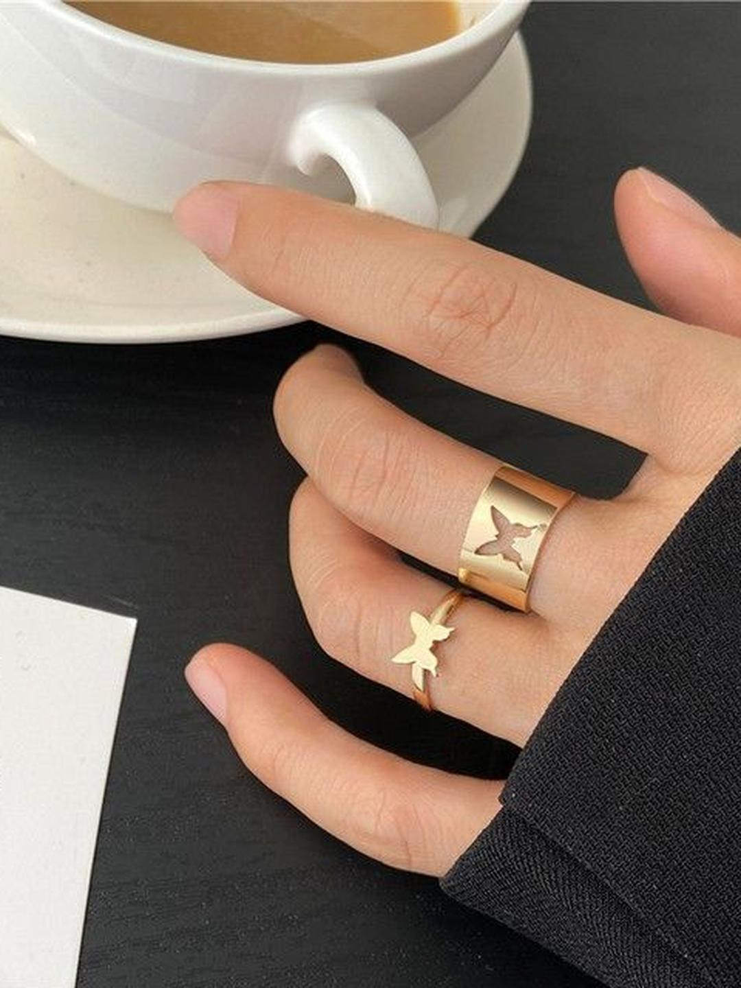 Arzonai Set Of 2 Metal Ring Set