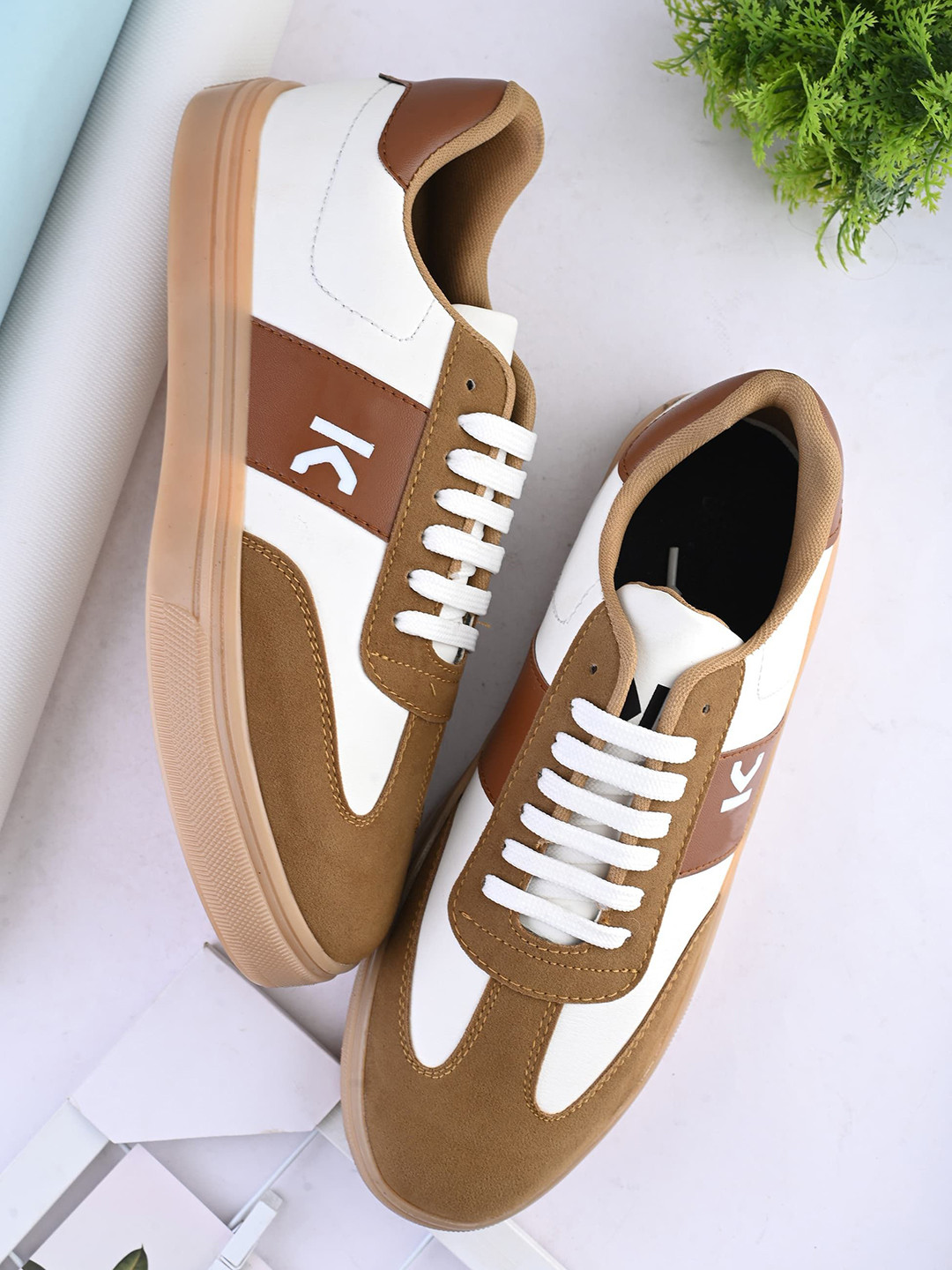 kadak collection Men Colourblocked Round Toe Lace-Ups Sneakers