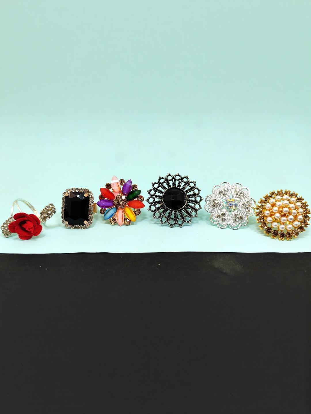 DIVYANSHI COLLECTION Silver Plated Ring Set