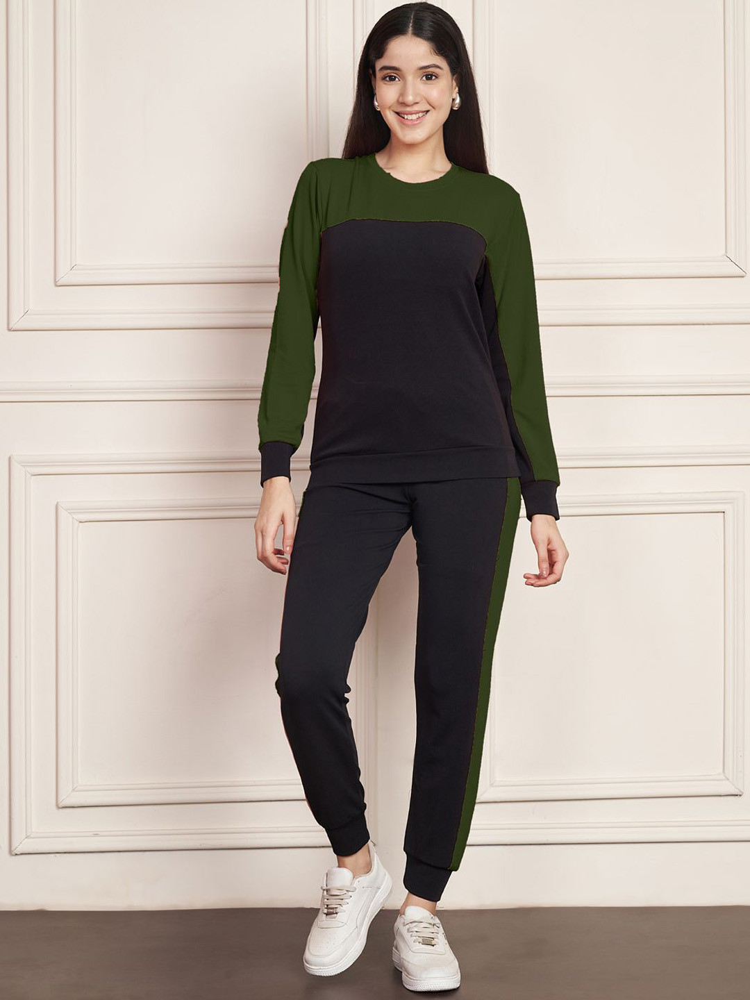 DTR FASHION Color-Block T-Shirt With Joggers Co-Ords