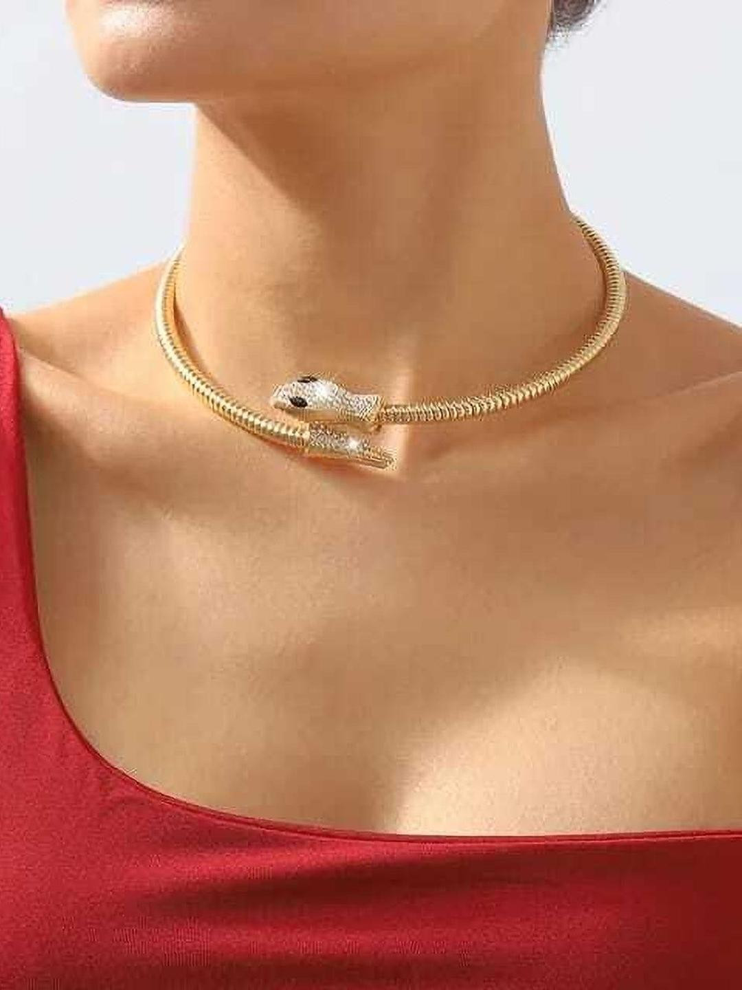 HOUSEOFTRENDZZ Gold-Toned Stainless Steel Chain