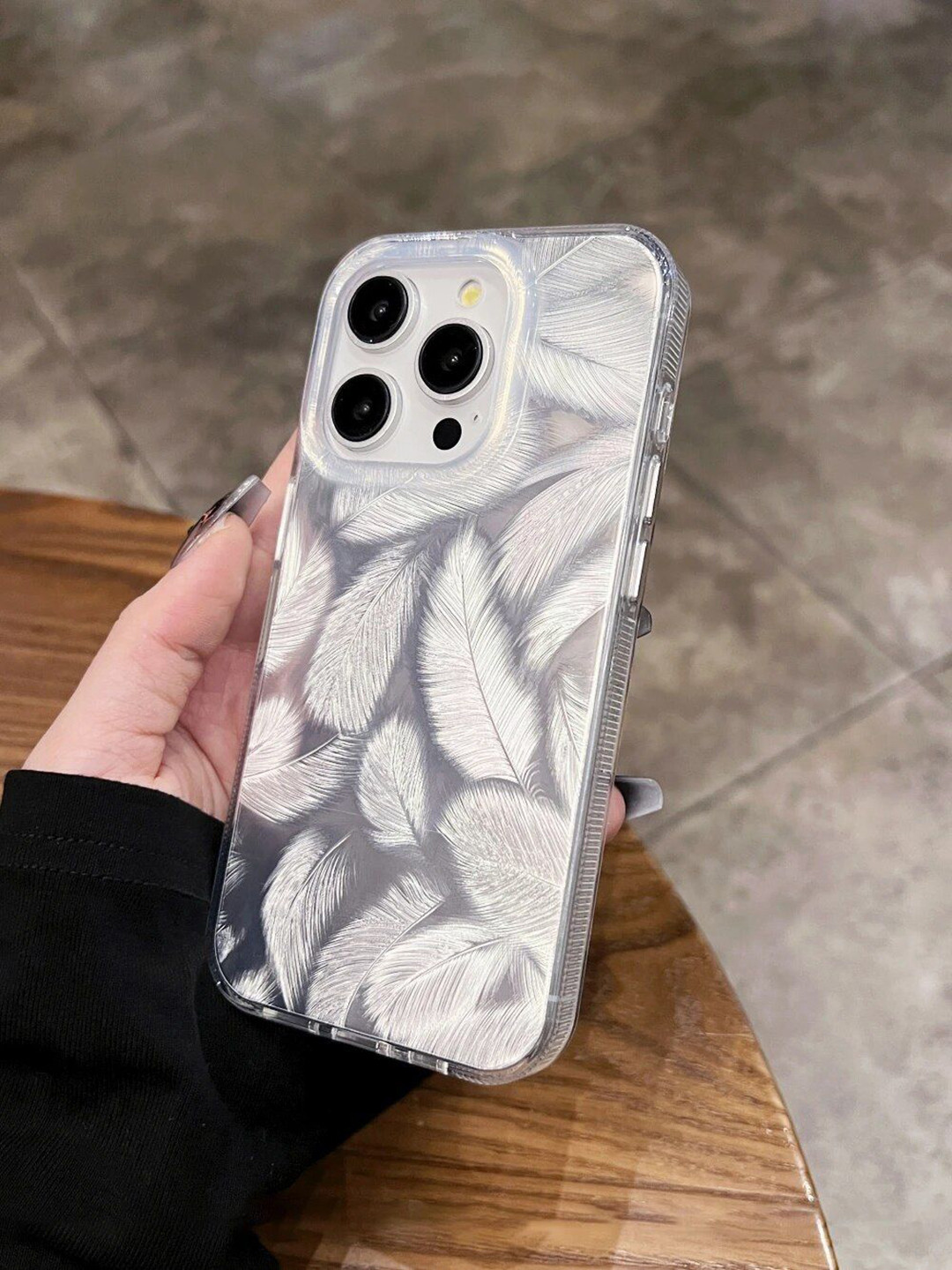 CASE CREATION Women 3D Aesthetic Cute Trendy Bling iPhone 16 Back Case