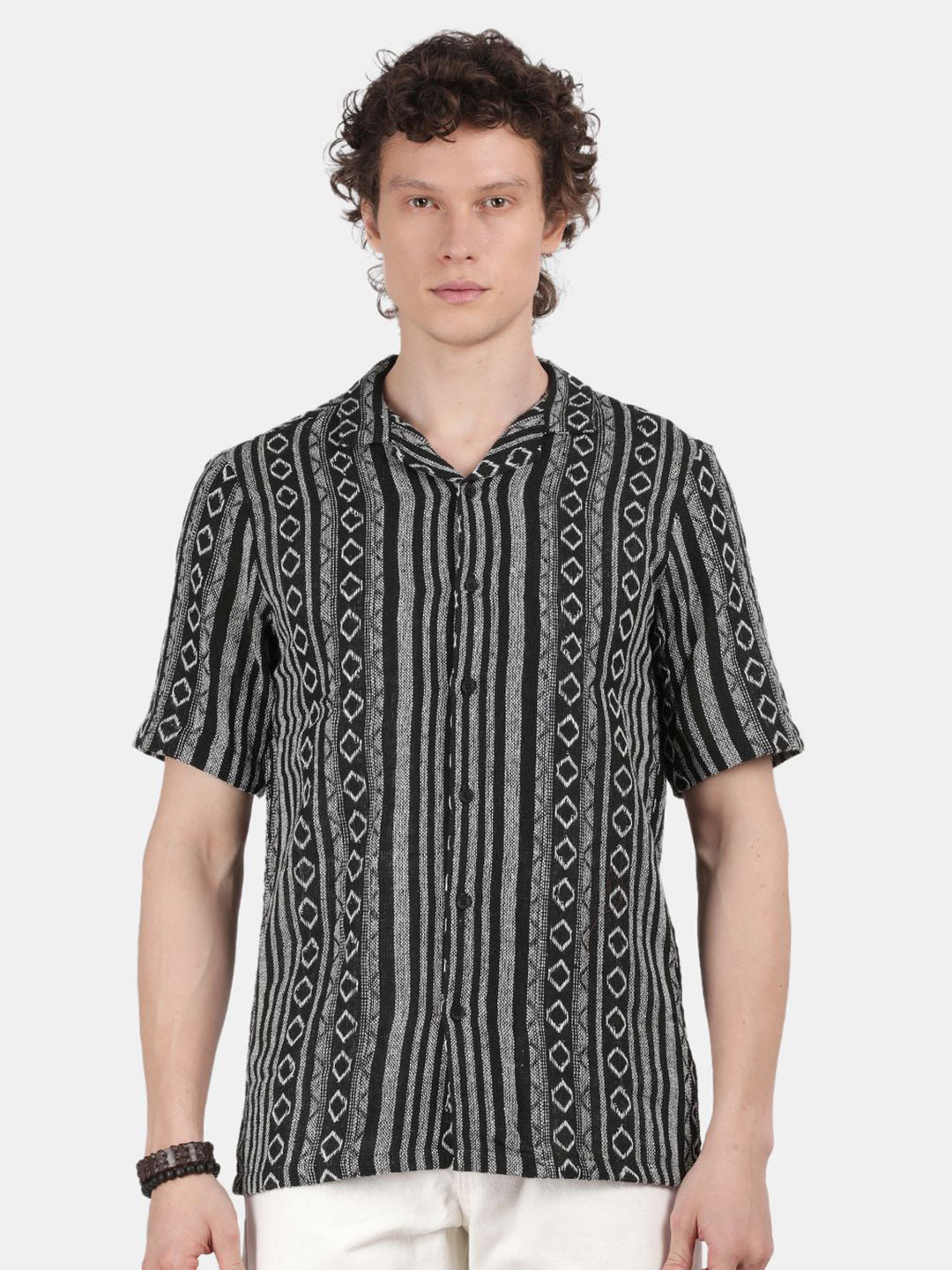 Blu MNKY Men Smart Slim Fit Printed Casual Shirt