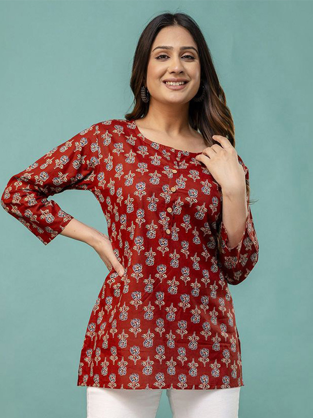 FERANOID Floral Printed Pure Cotton Short Kurti