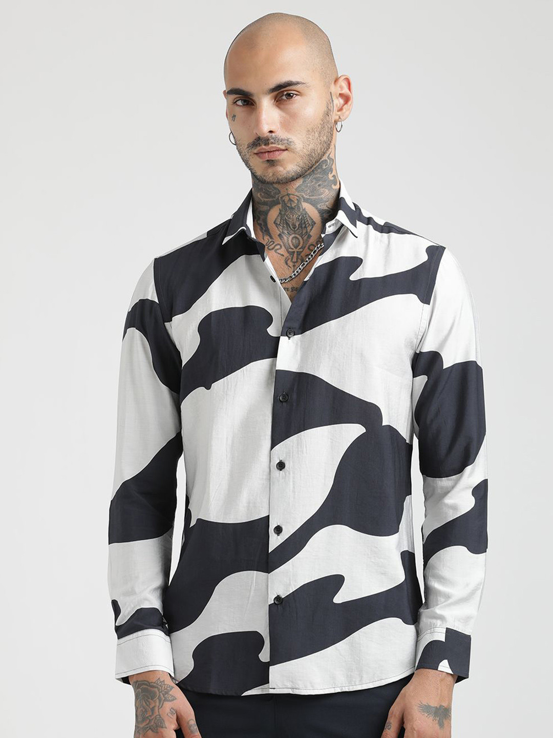 Blu MNKY Men Smart Slim Fit Printed Casual Shirt