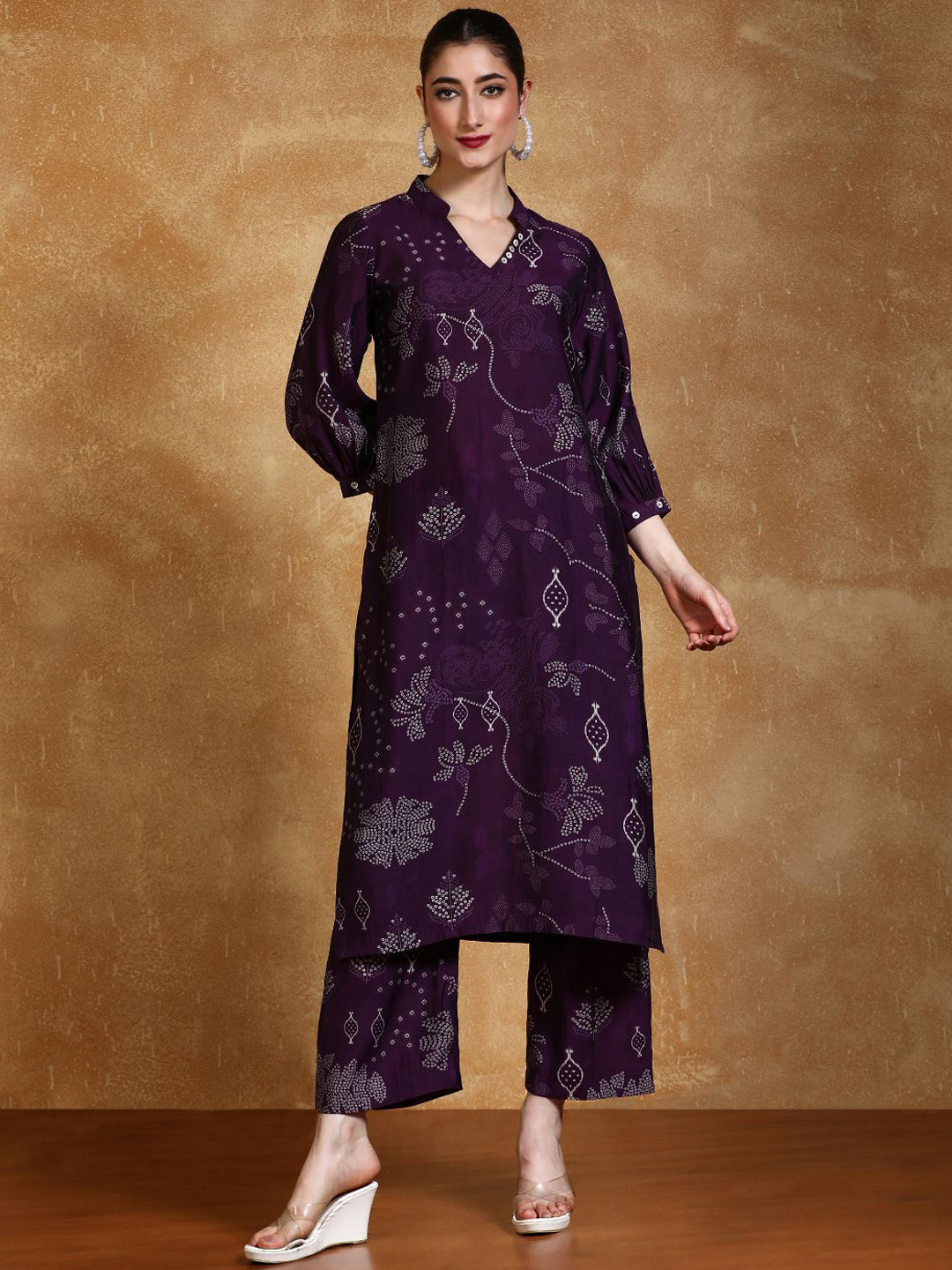 Varanga Women Bandhani Printed Kurta with Trousers