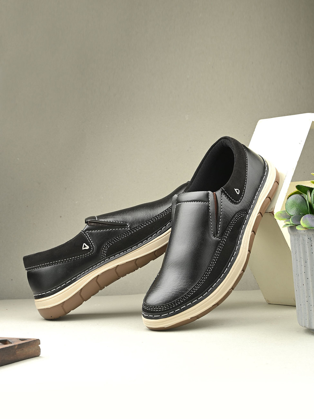 Hundo P Men Synthetic Boat Regular Slip-On Shoes