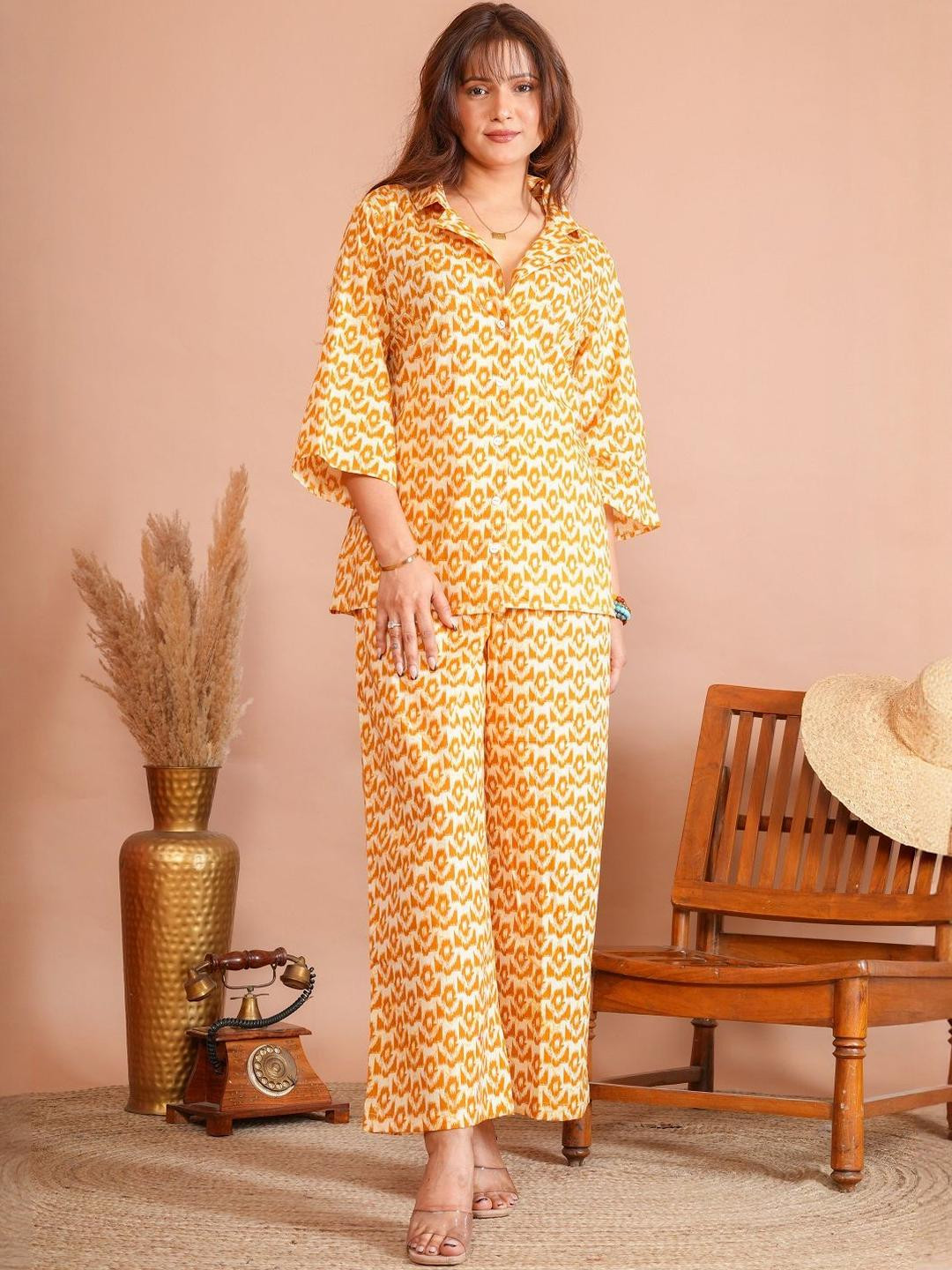 TISARA Women Blossom Breeze Printed Co-ord Set