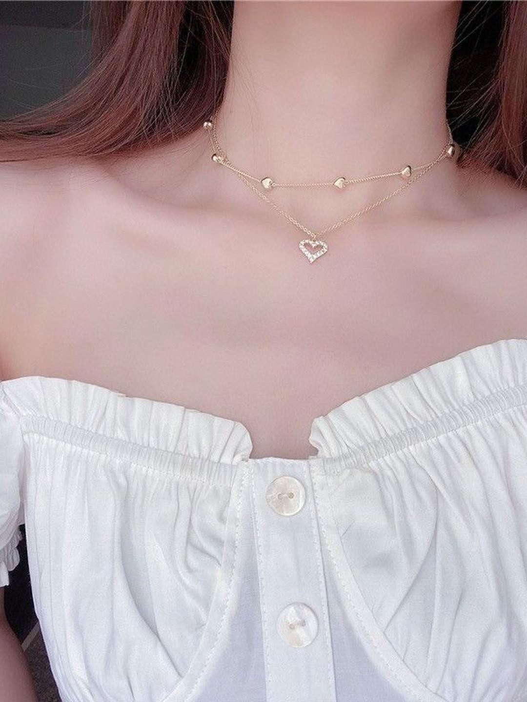 Arzonai Gold-Toned Metal Necklace