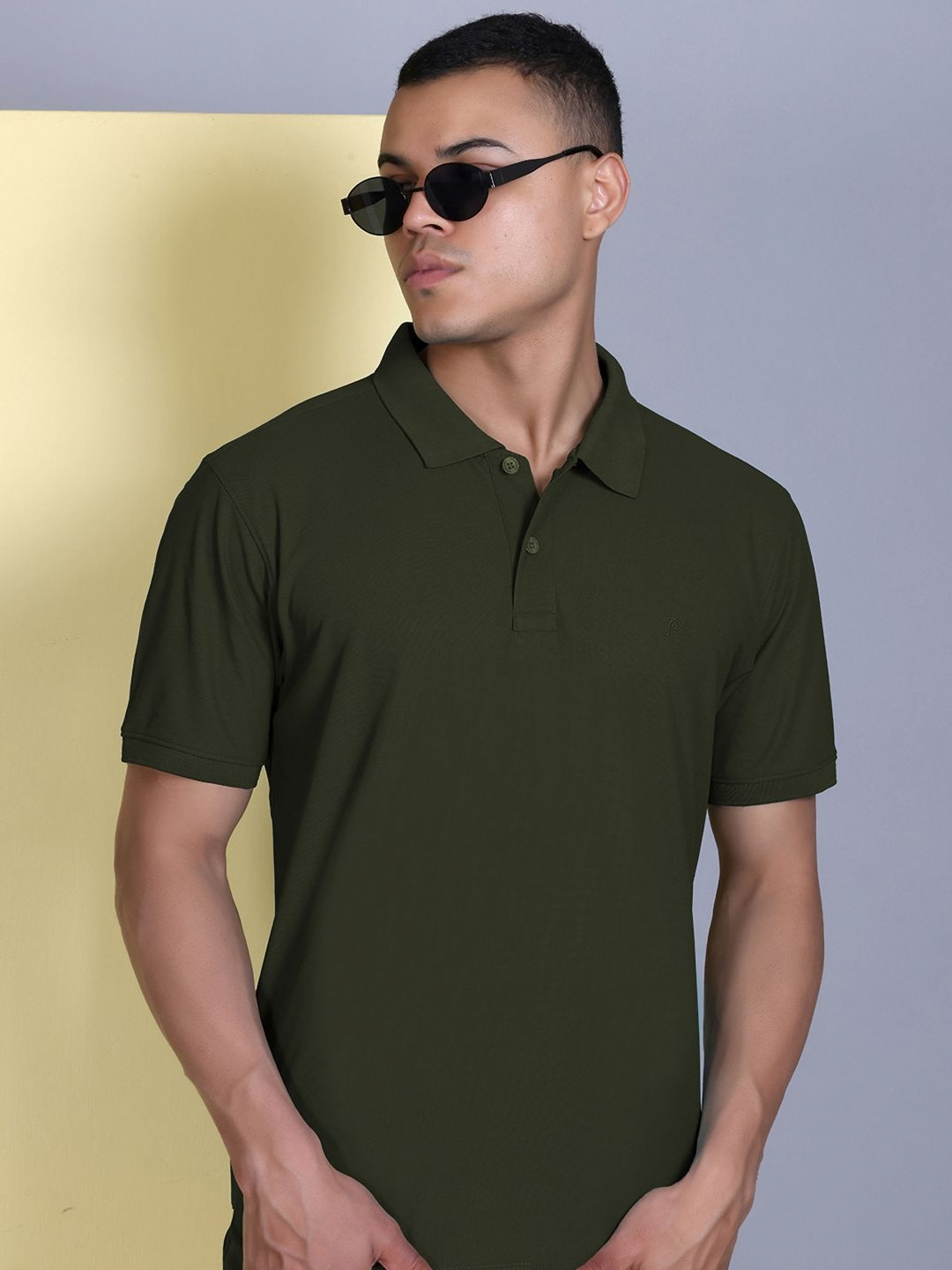 MOUNTAIN COLOURS Men Polo Collar T-shirt