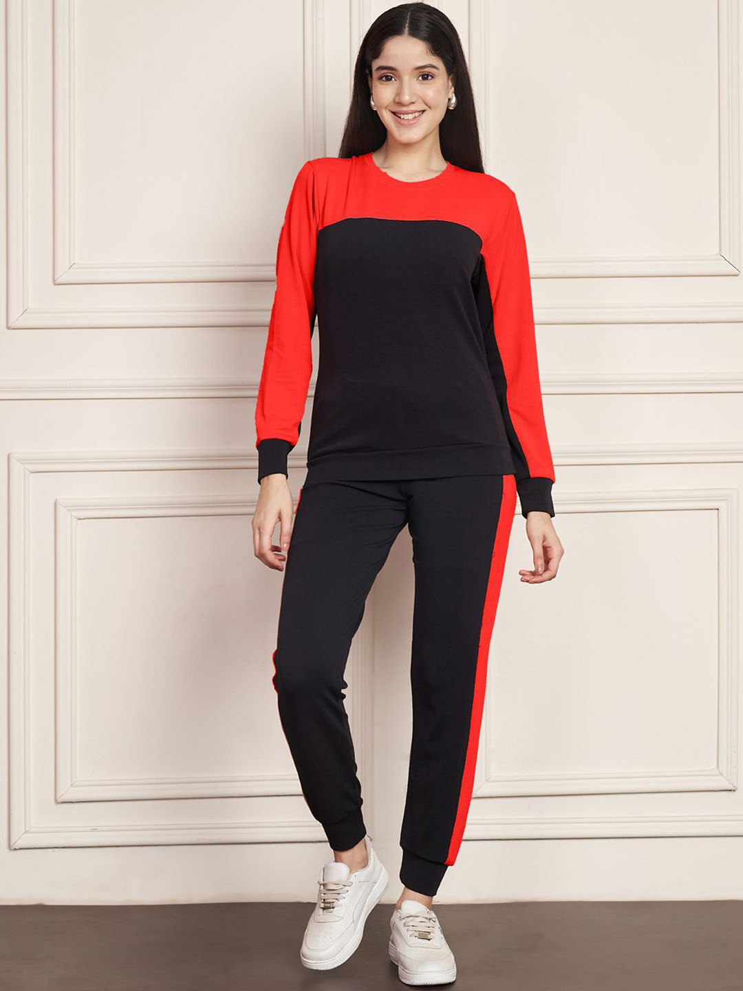 DTR FASHION Color-Block T-Shirt With Joggers Co-Ords