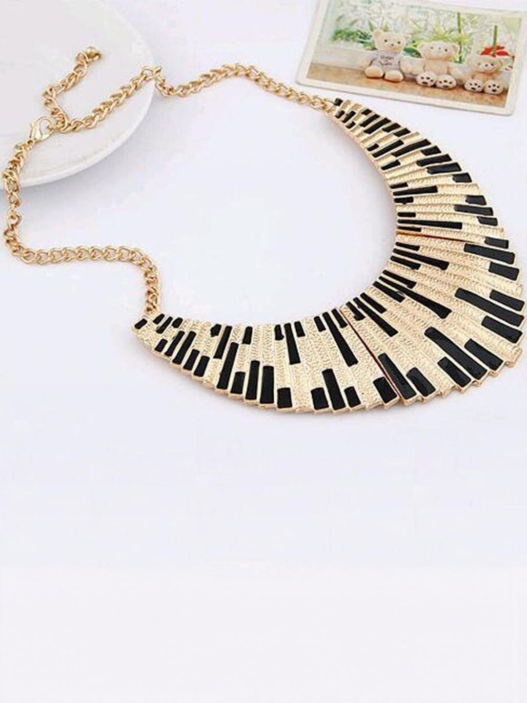 Arzonai Black Metal Necklace