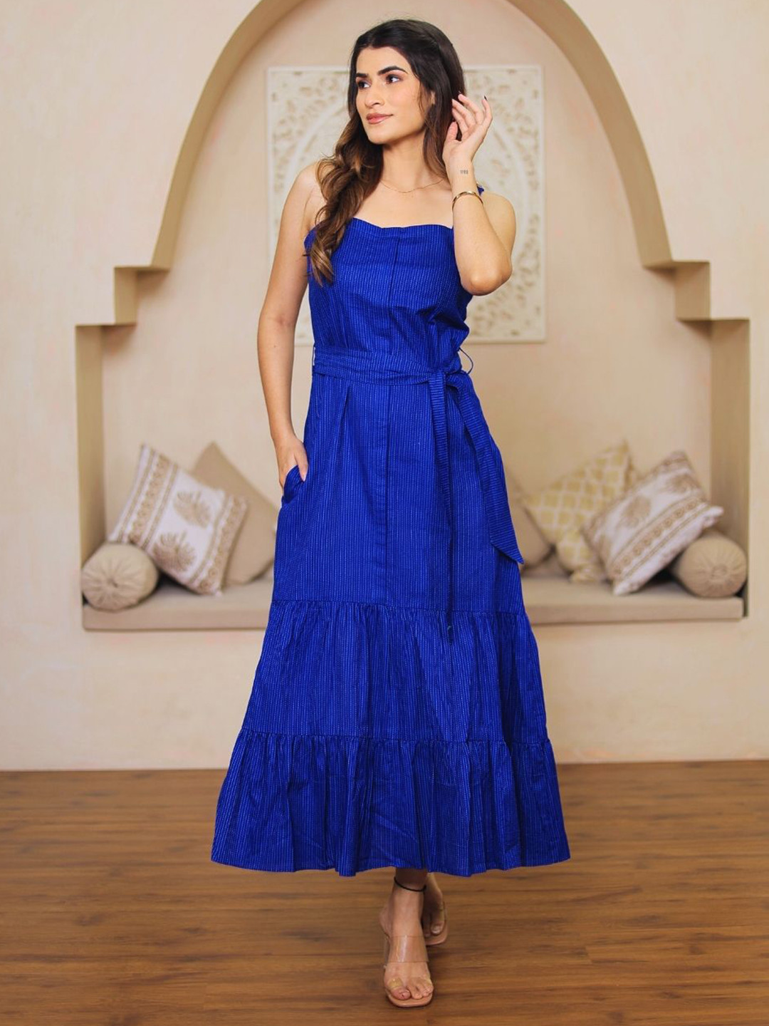 KAJODI Women Dazzling in Blue Dress