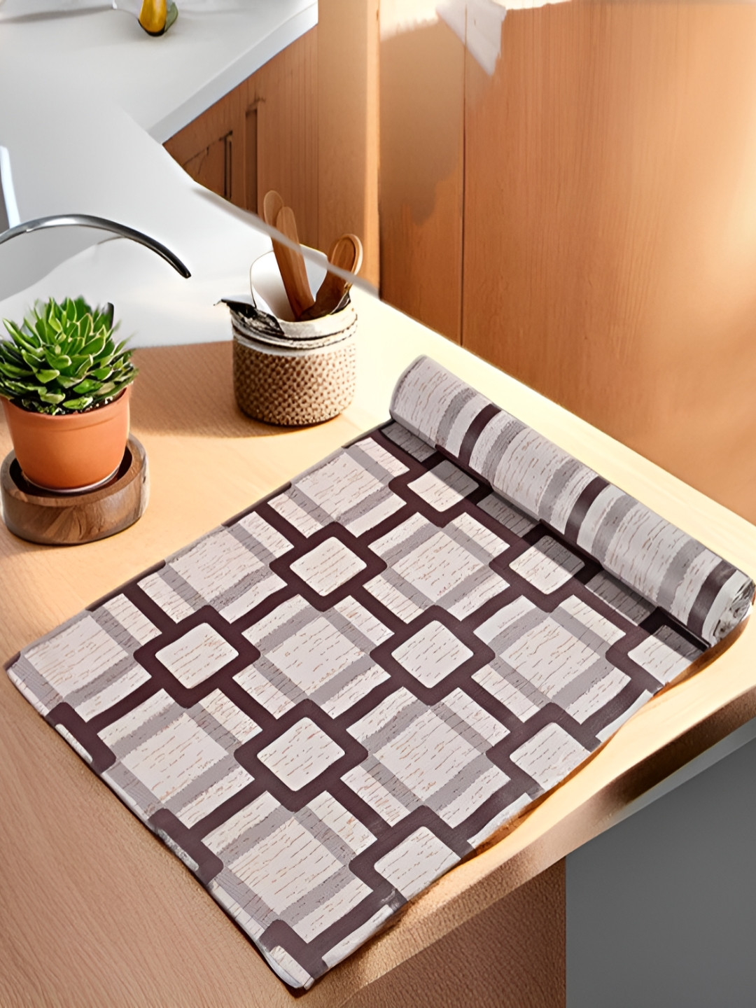 Aura White Water Resistant Shelf Liner Organisers