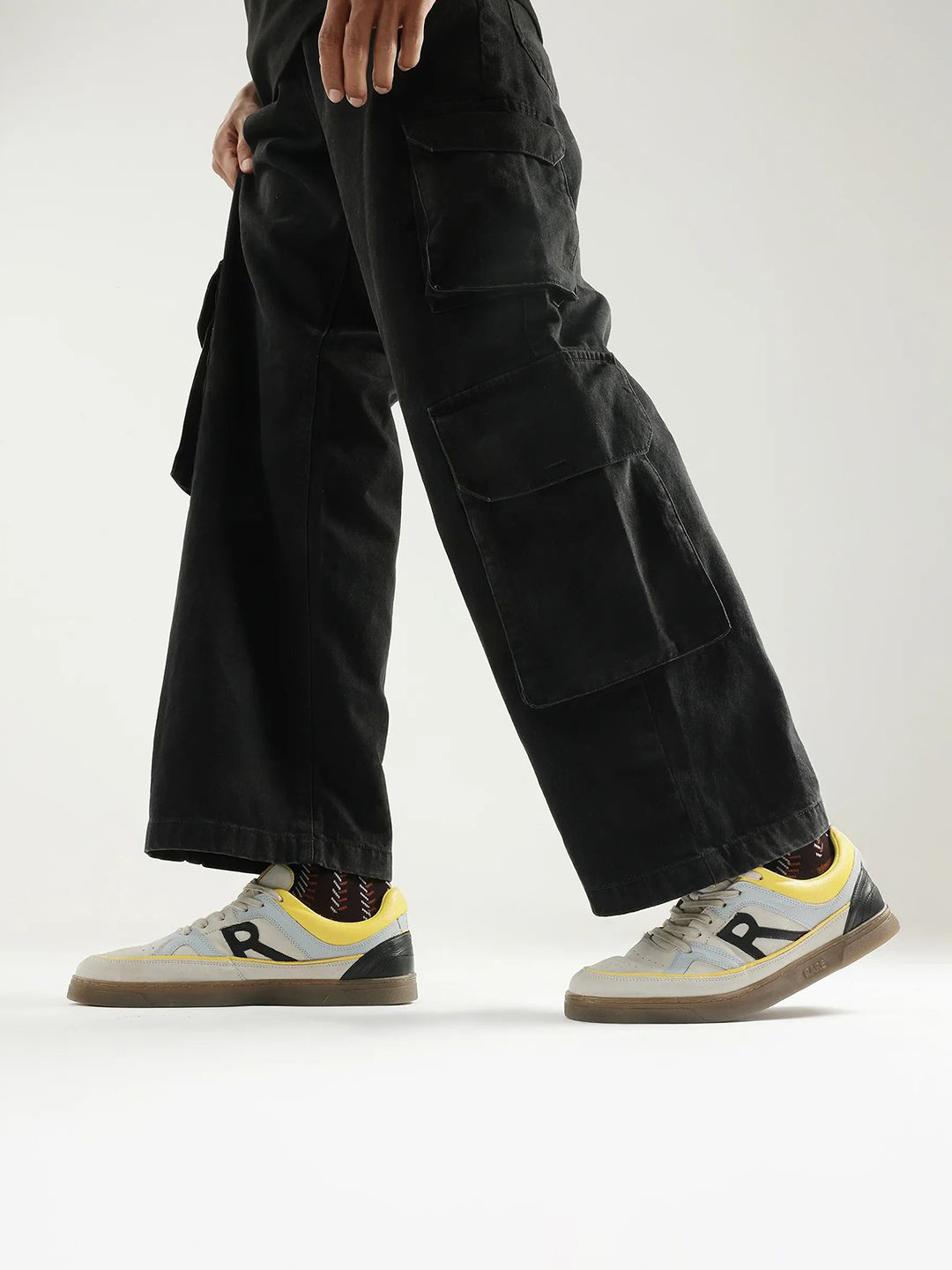 RARE RABBIT Men Vale Primary Grey Sneakers