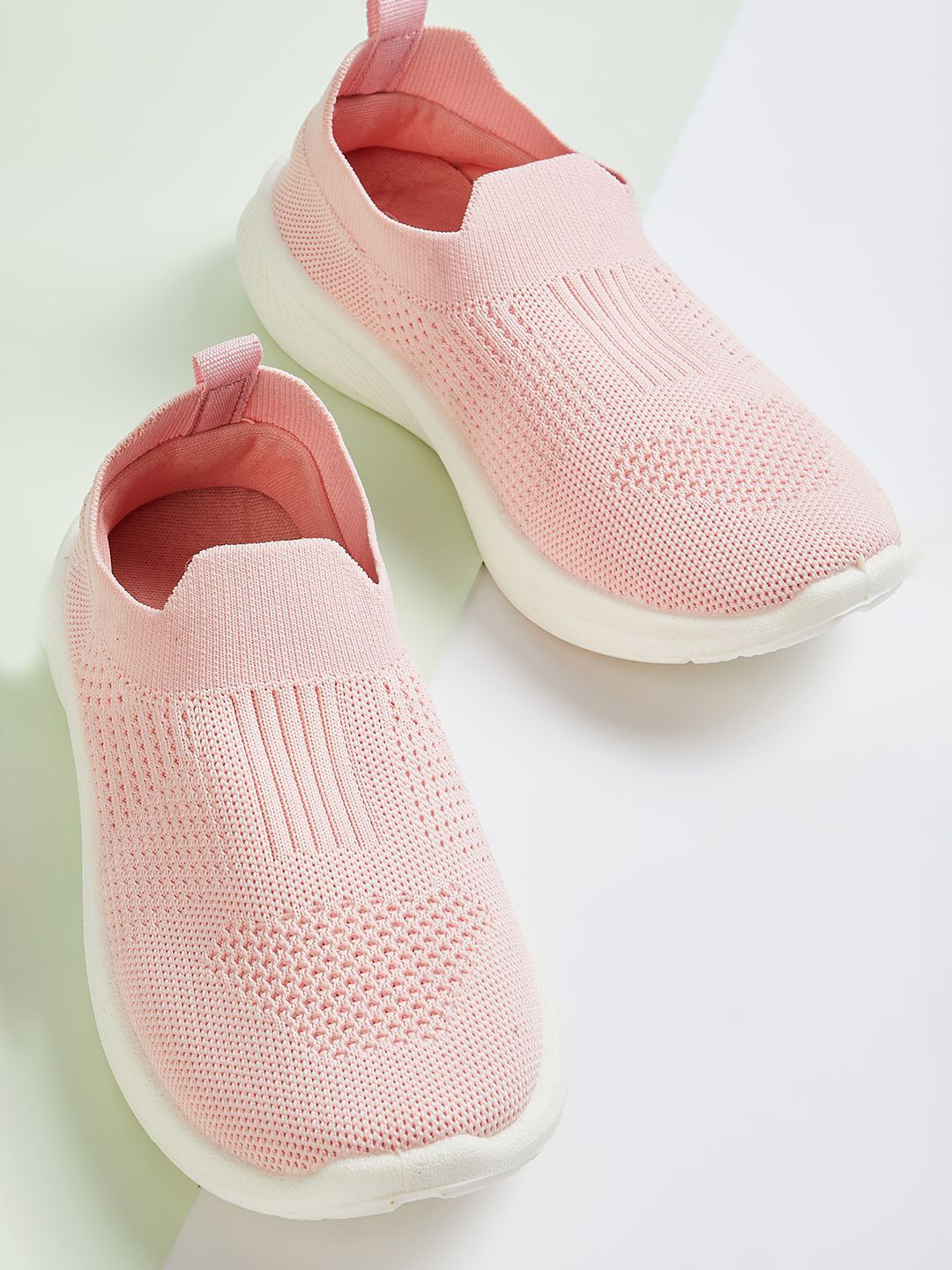 max Girl's Running Sports Shoes