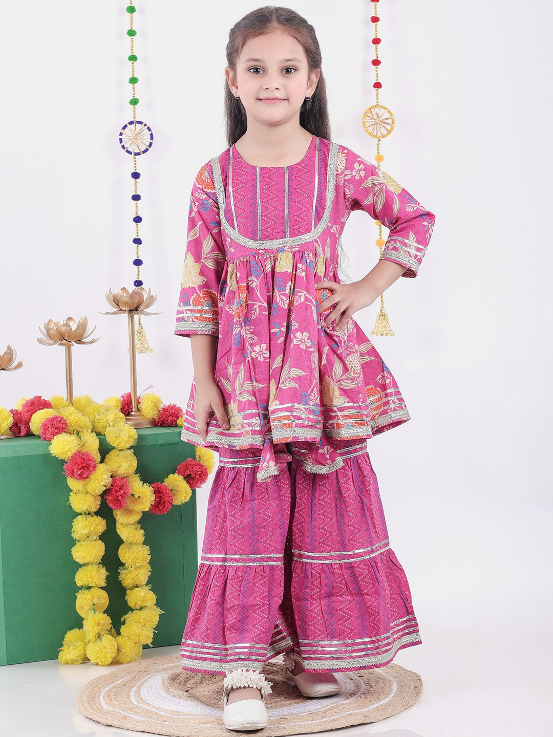 AATYA KIIDS Girls Floral Printed Cotton Kurta with Sharara