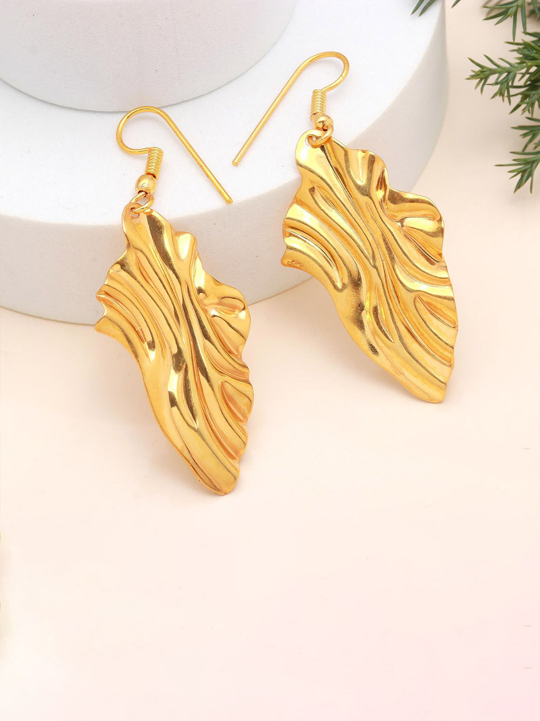 ORO ALMA Gold-Plated Contemporary Drop Earrings