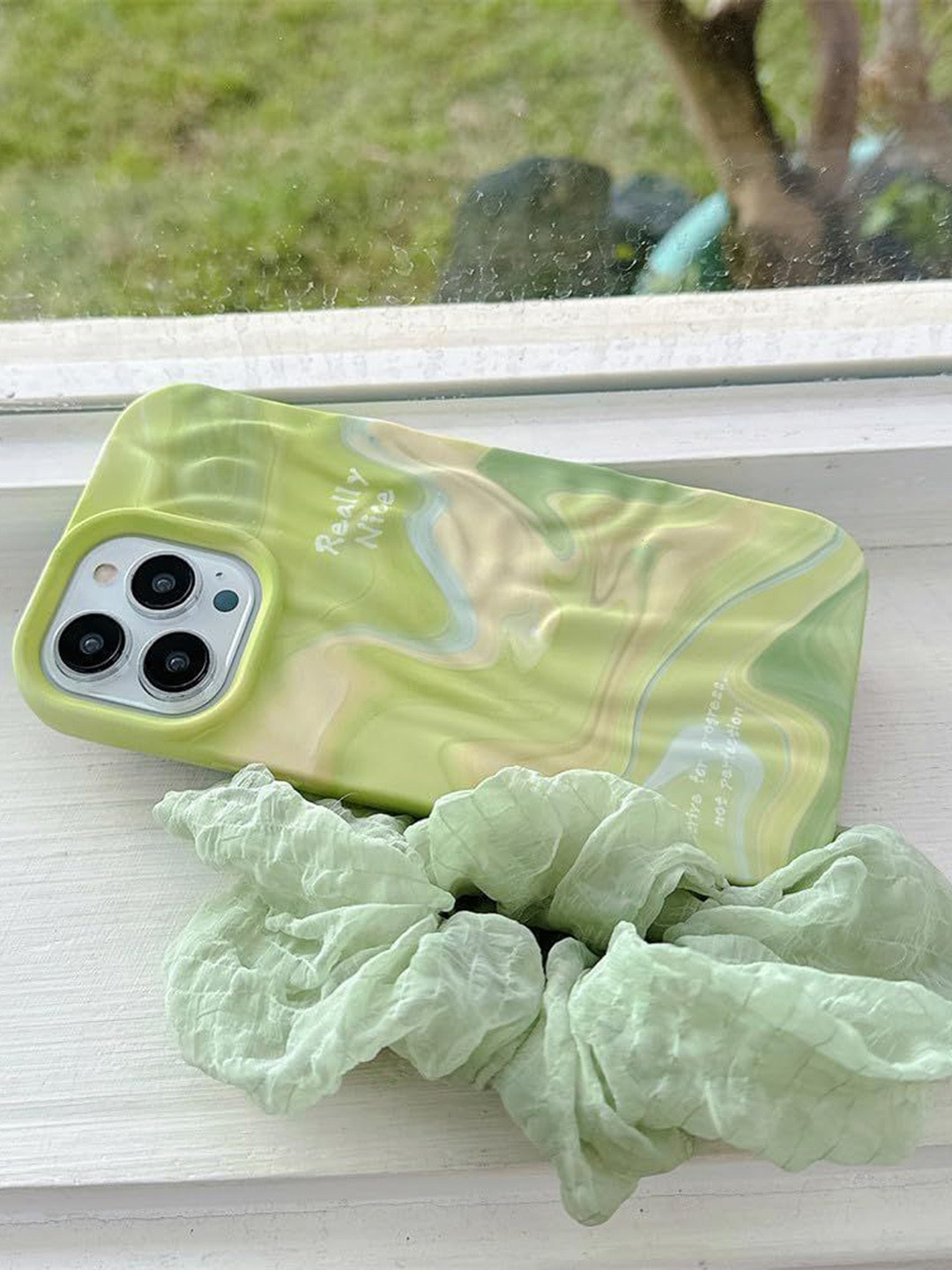 CASE CREATION iPhone 14 Plus 3D Luxury Rainbow Neon Green Back Case