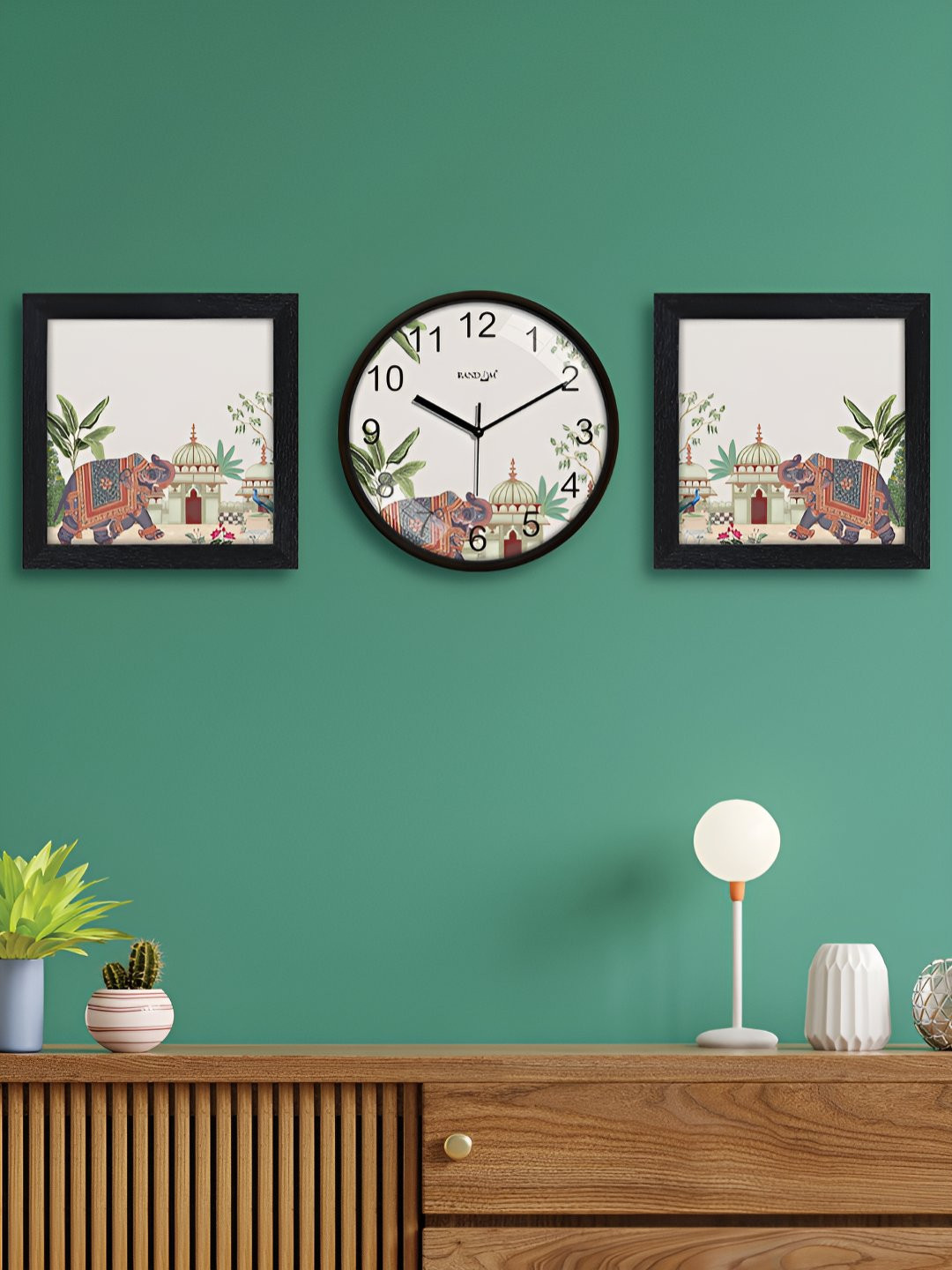 RANDOM Clock and 2 Painting Plastic Silent Clock Round Battery Analogue Wall Clock-30cm