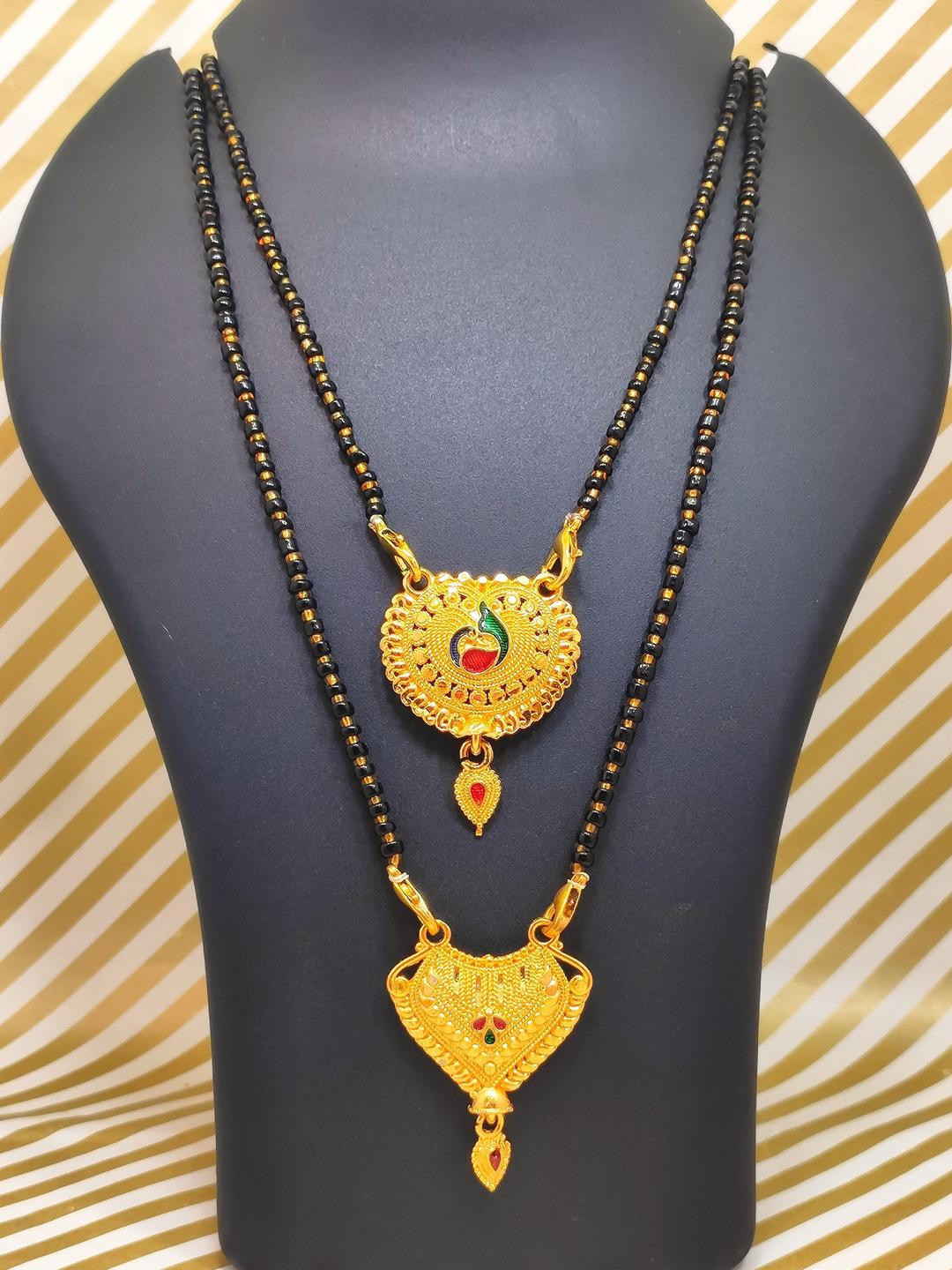 DIVYANSHI COLLECTION Gold-Plated Artificial Beads Mangalsutra