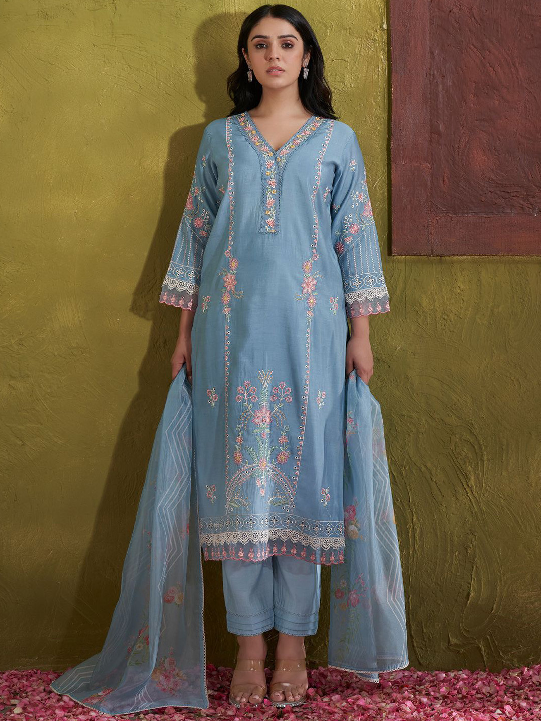 Indo Era Women Floral Embroidered Regular Thread Work Kurta with Trousers & With Dupatta