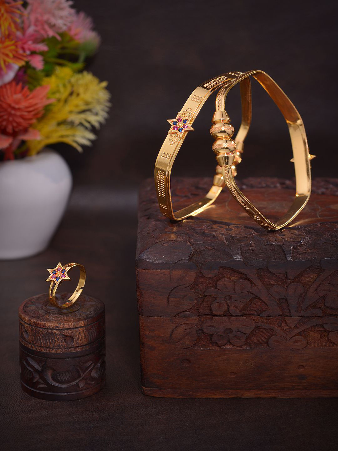 Jitaksh Set Of 2 Gold-Plated American Diamond Studded Bangles