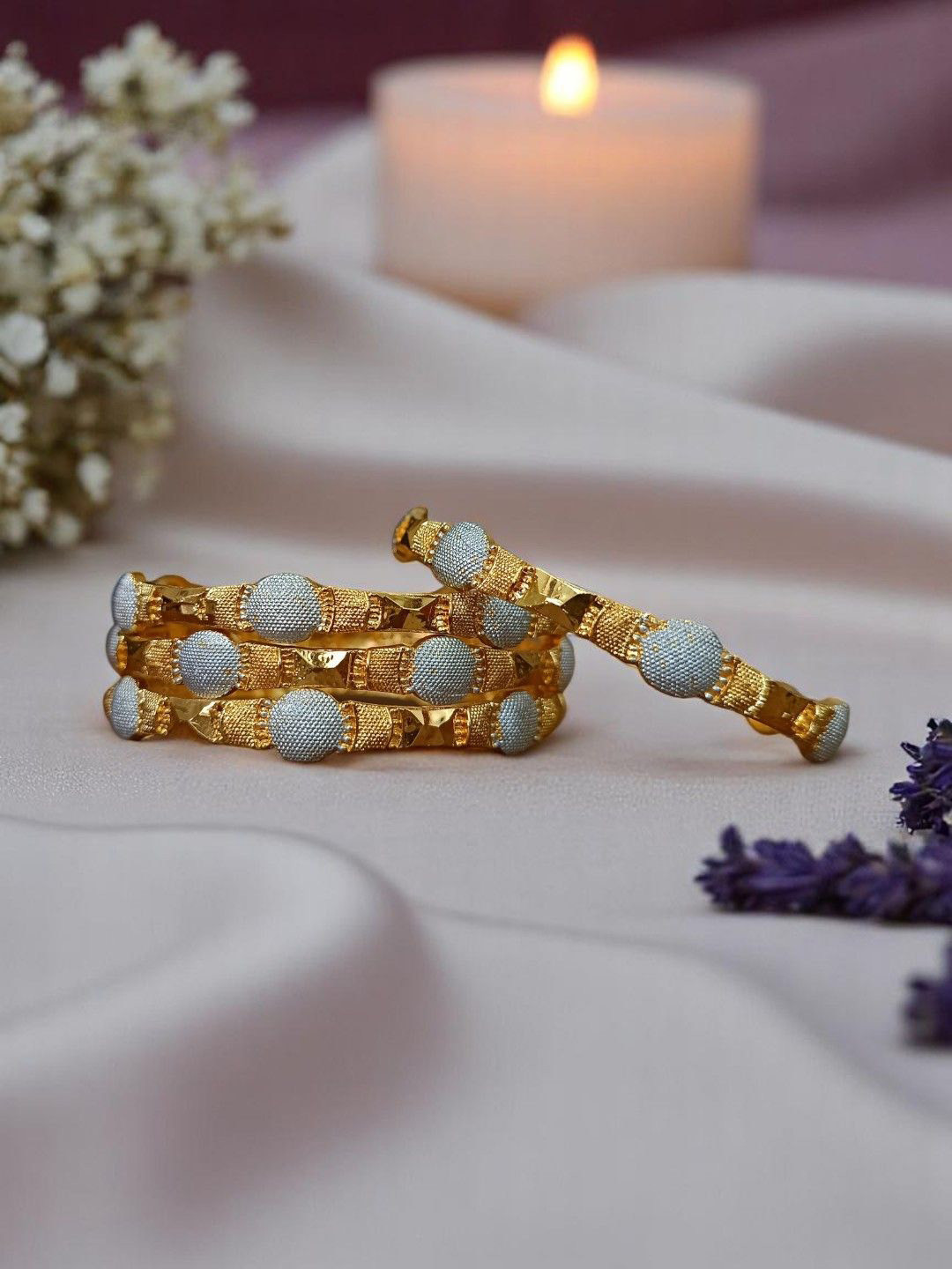 AccessHer Set Of 4 Textured Gold-Plated Lightweight Bangles