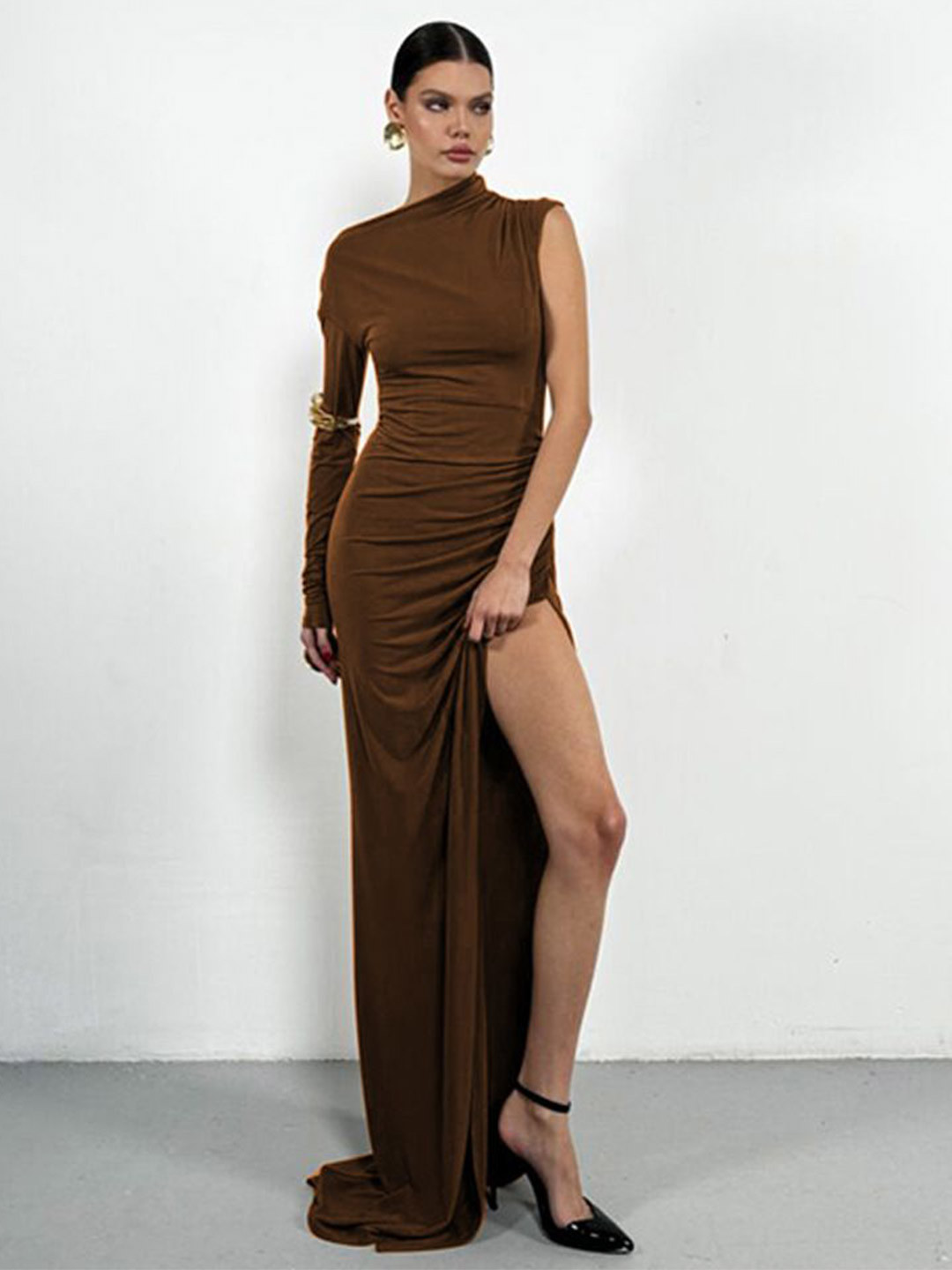 MIAKEE Cerva Round Neck Maxi Dress