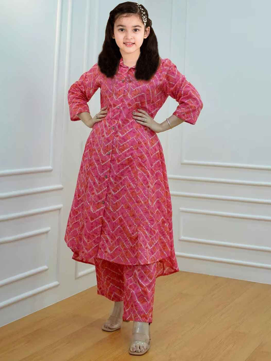 Vetrokart Girls Ethnic Motifs Printed Raw Silk Shirt Collar A-Line Kurta With Trousers