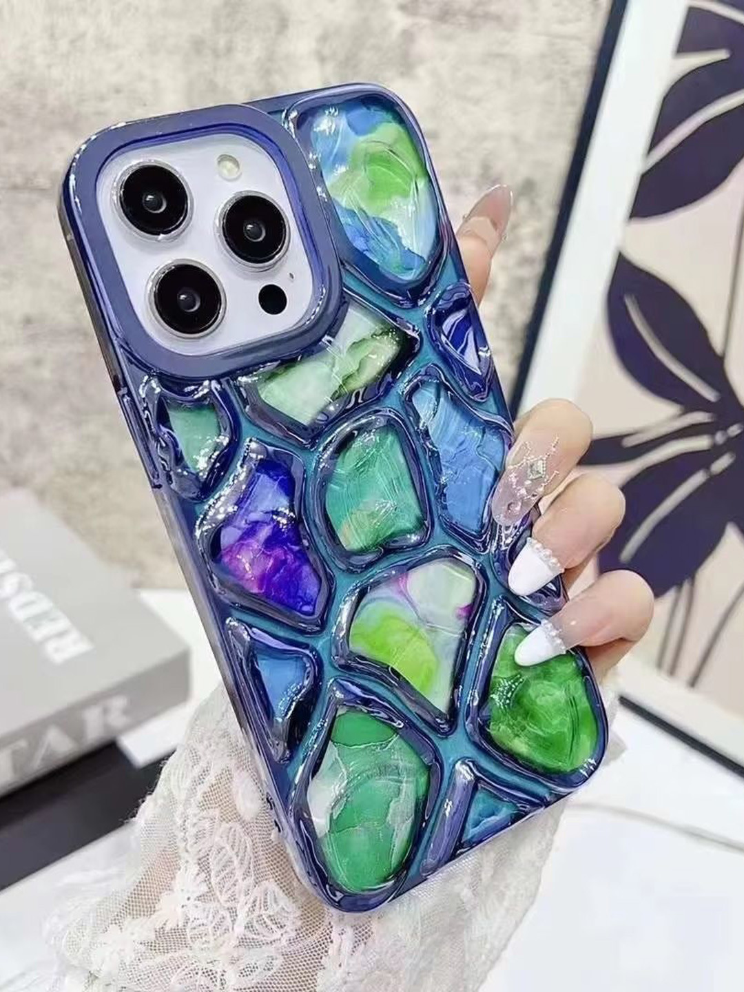 CASE CREATION Diamond Cut Glitter Stone iPhone 16 Pro Back Case Mobile Accessories