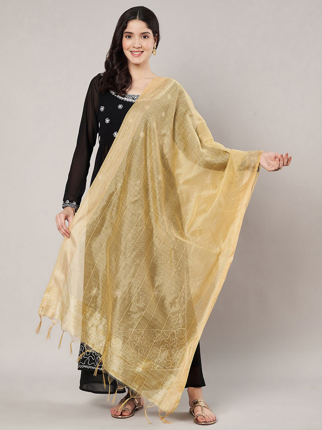 MUFFLY Woven Design Dupatta with Zari