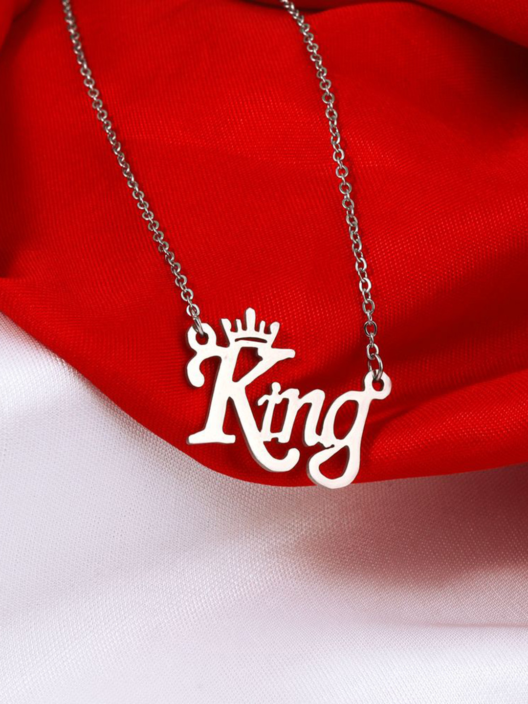 Thrillz Men Silver-Plated Stainless Steel King Pendant With Chain