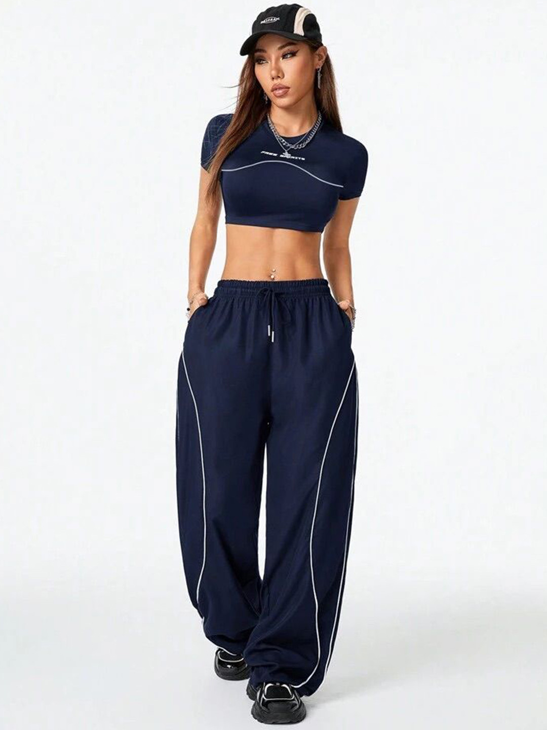 The Roadster Lifestyle Co Women Loose-Fit High-Rise Flat-Front Parachute Trousers